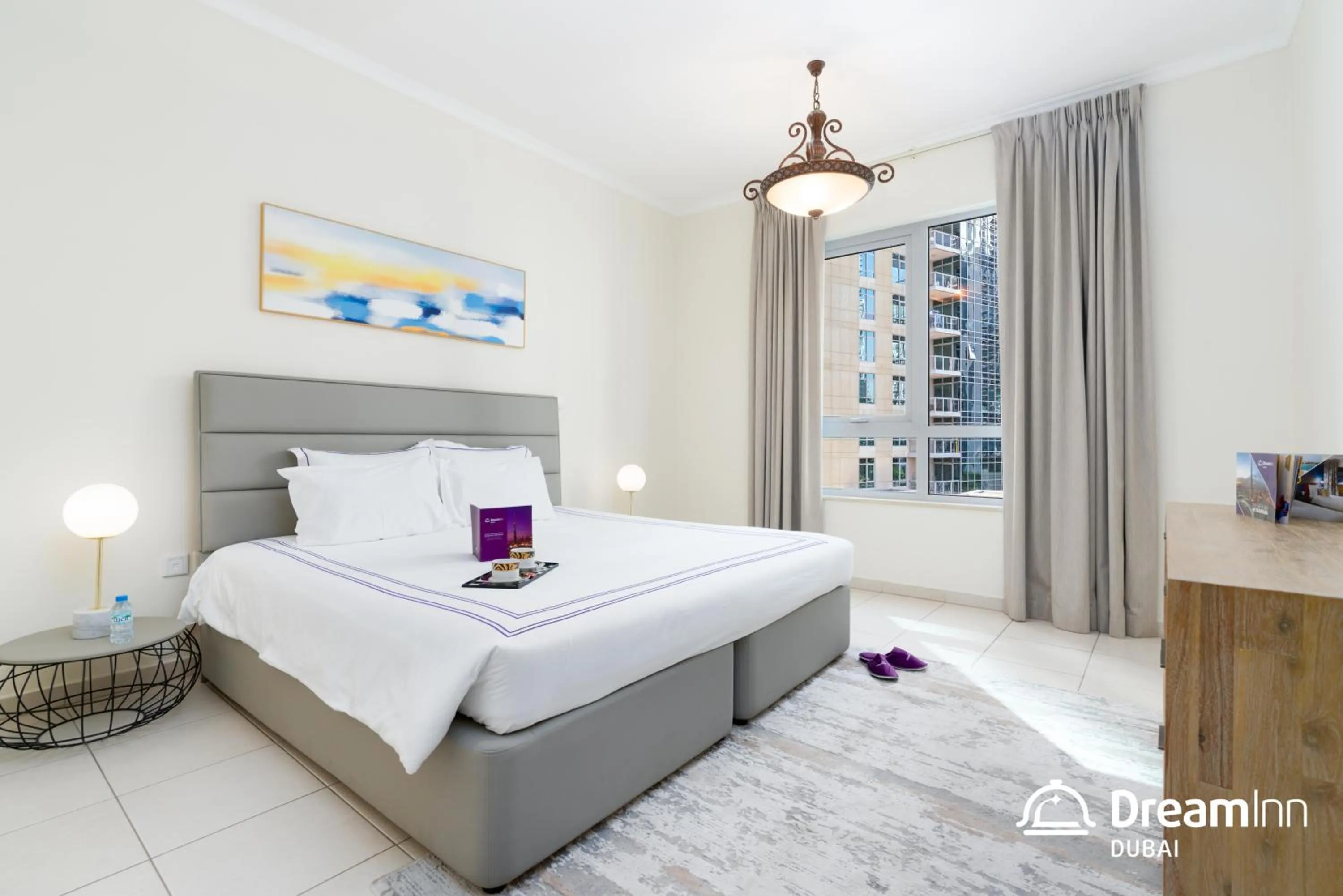 Bed in Dream Inn Apartments - Burj Residences Burj Khalifa View
