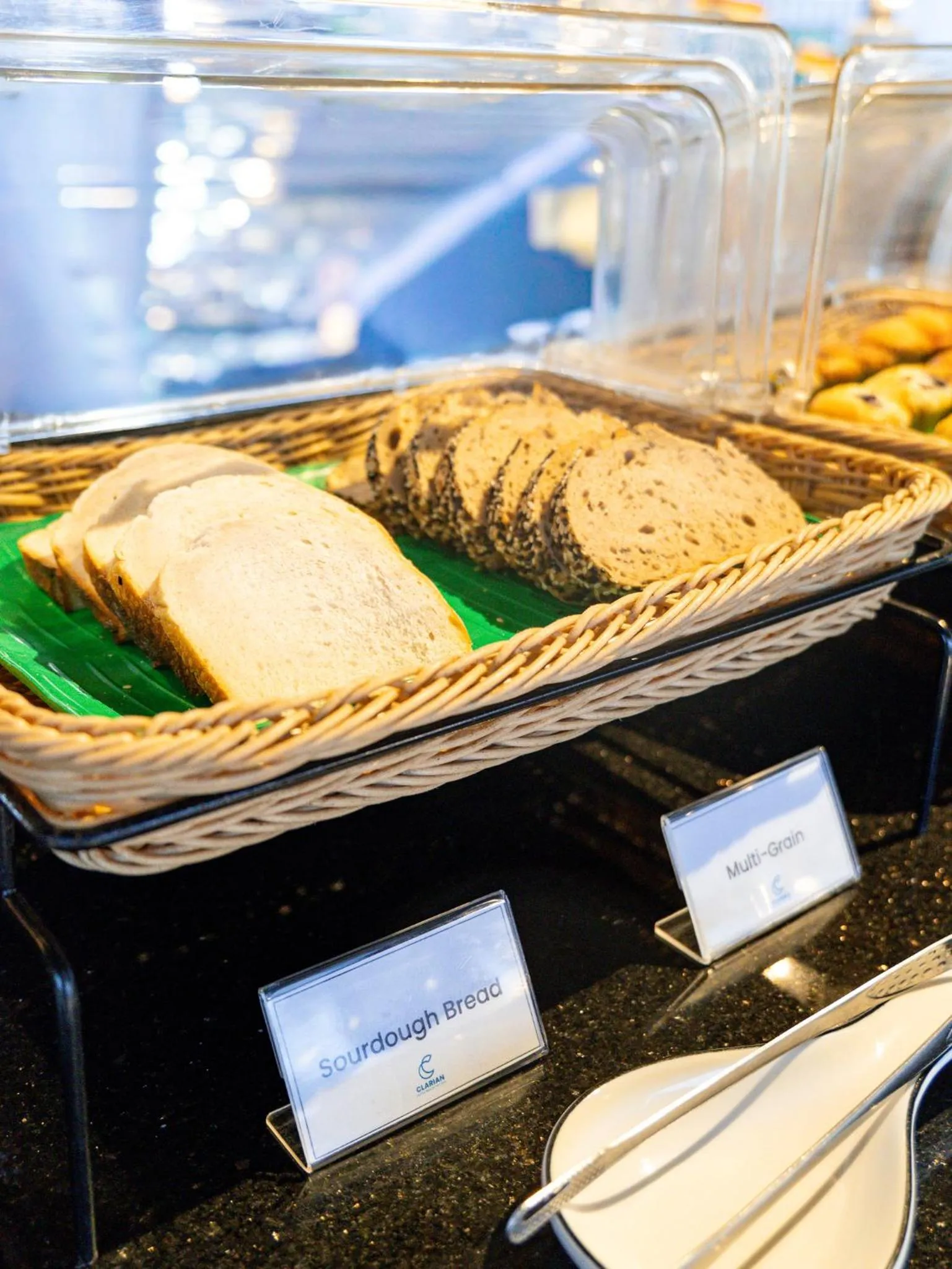 Restaurant/places to eat in Clarian Hotel Beach Patong