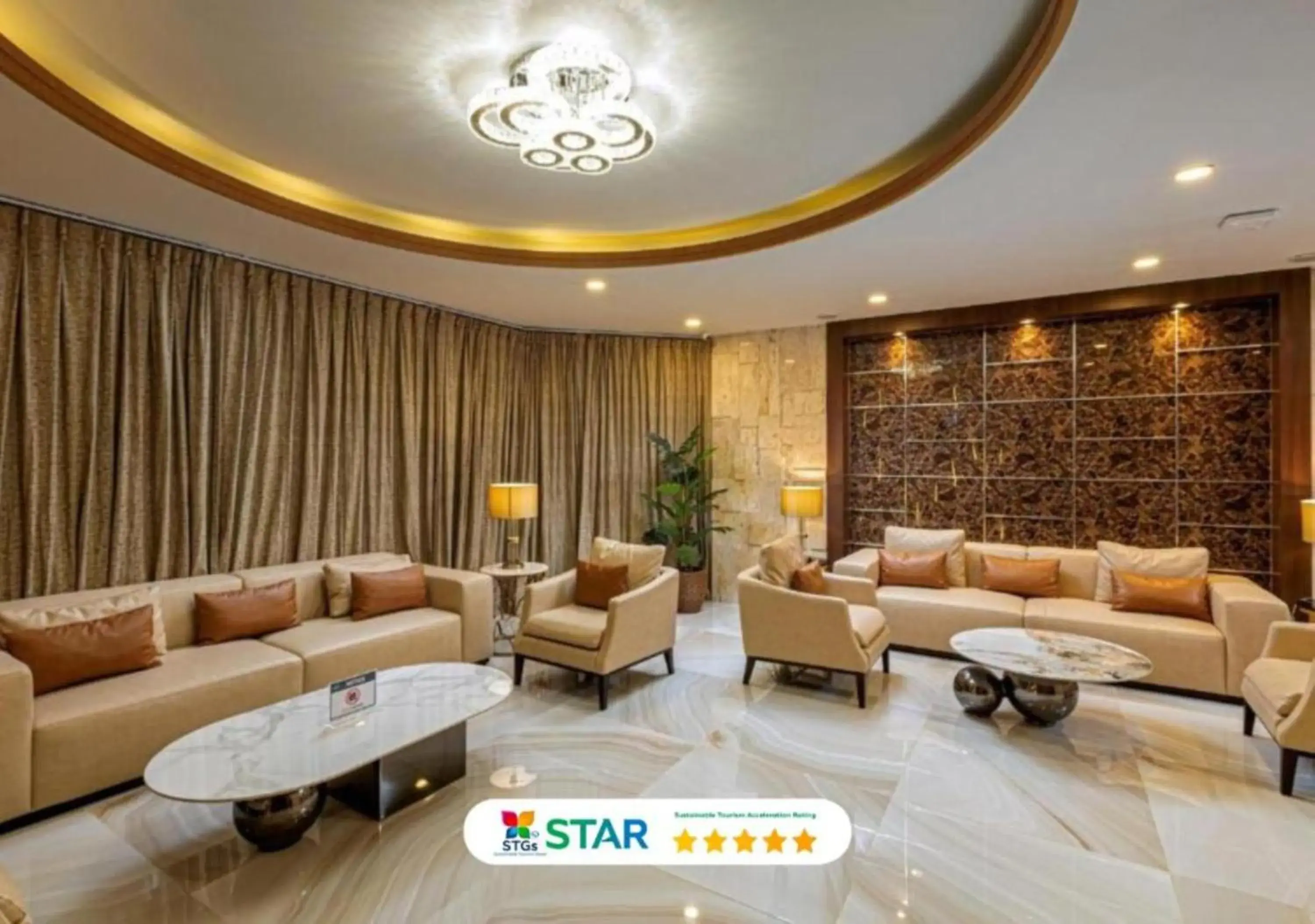 Lobby or reception in Clarian Hotel Beach Patong Lobby or reception in Clarian Hotel Beach Patong