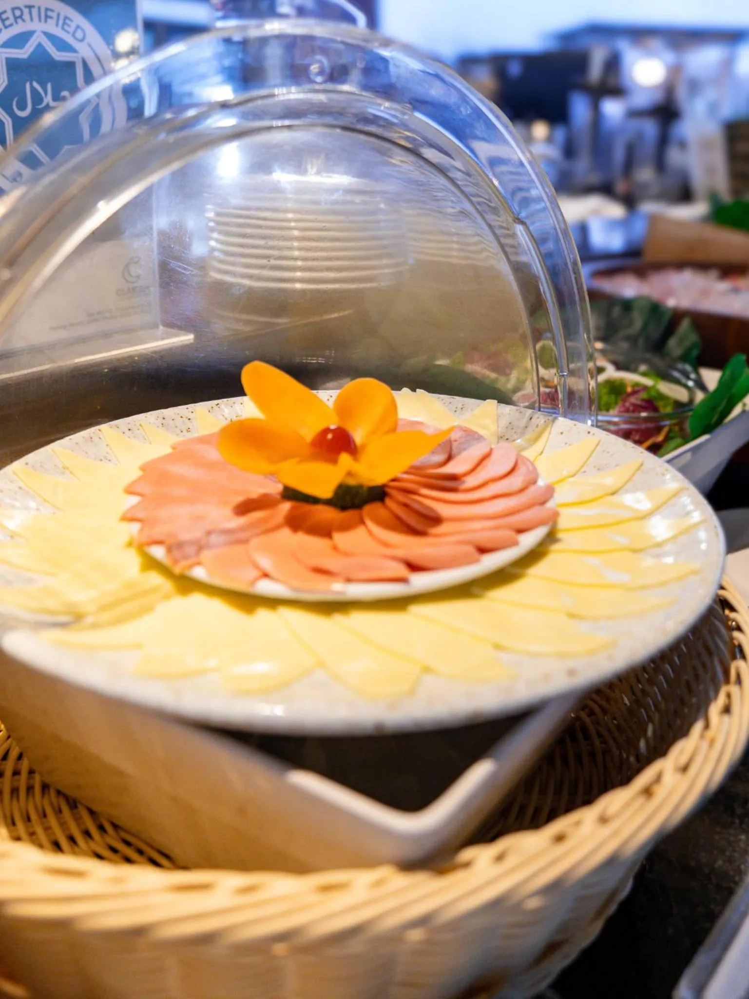 Restaurant/places to eat in Clarian Hotel Beach Patong