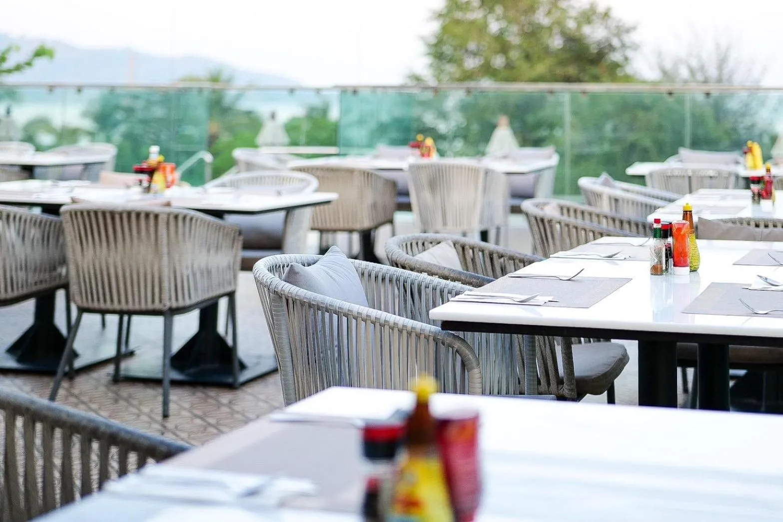 Restaurant/places to eat in Clarian Hotel Beach Patong