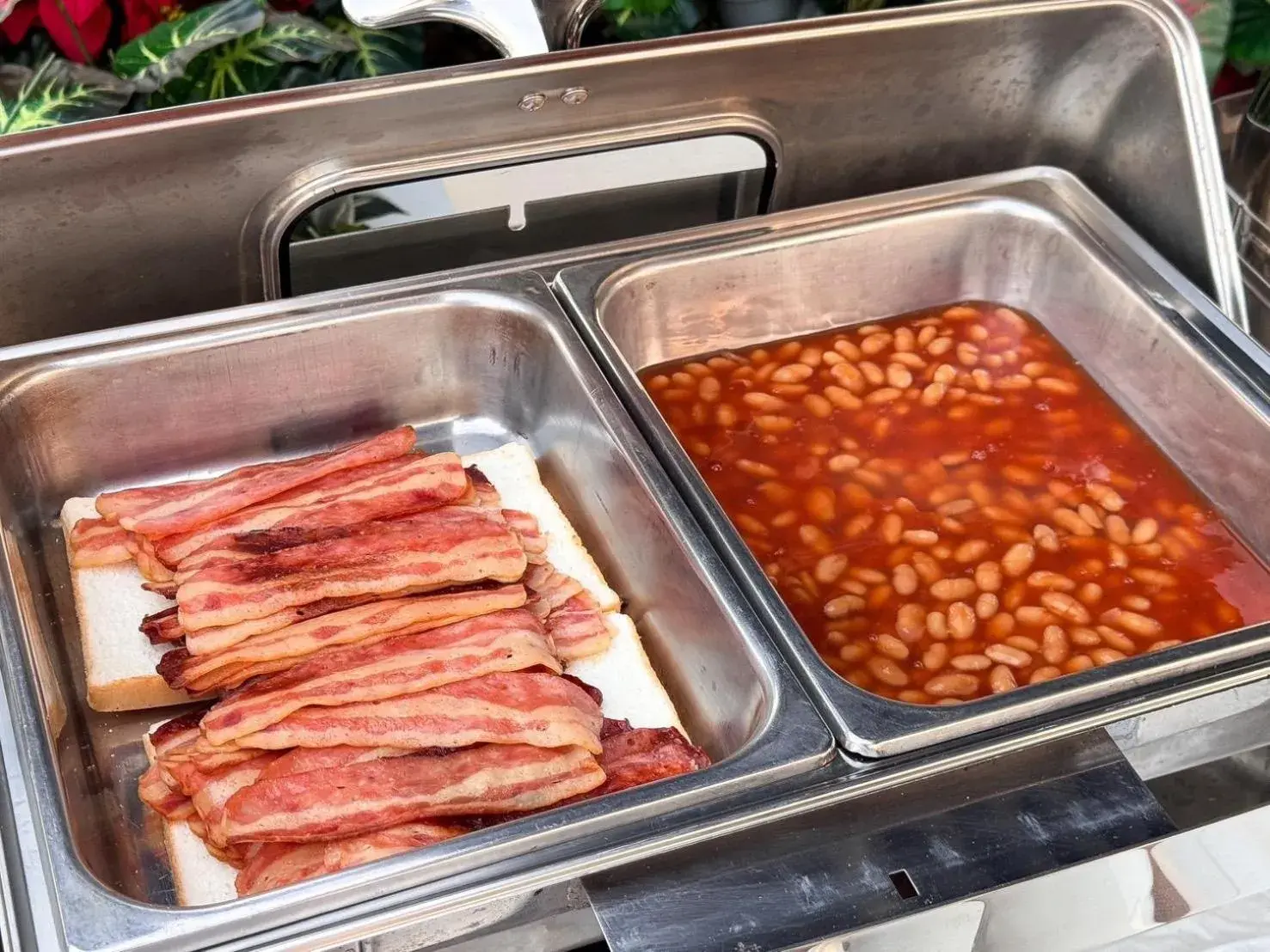 Breakfast in Clarian Hotel Beach Patong Breakfast in Clarian Hotel Beach Patong