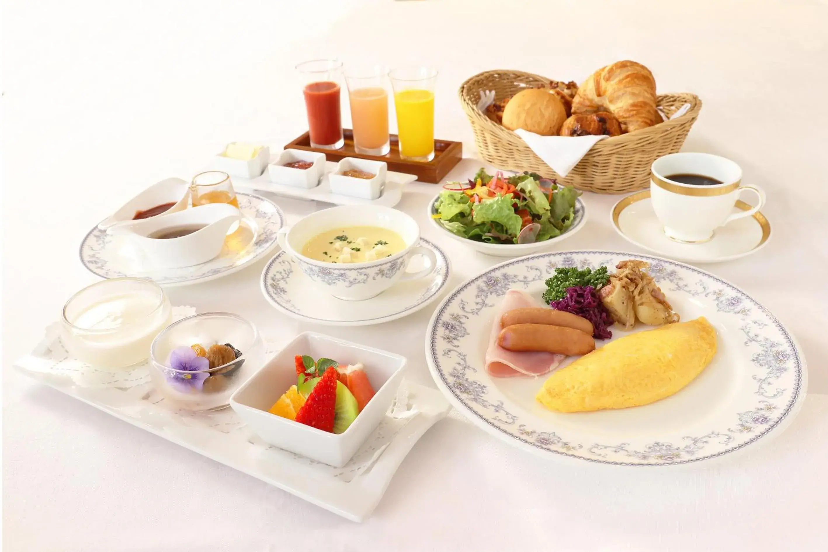 Breakfast in Hotel Grand Fuji Breakfast in Hotel Grand Fuji