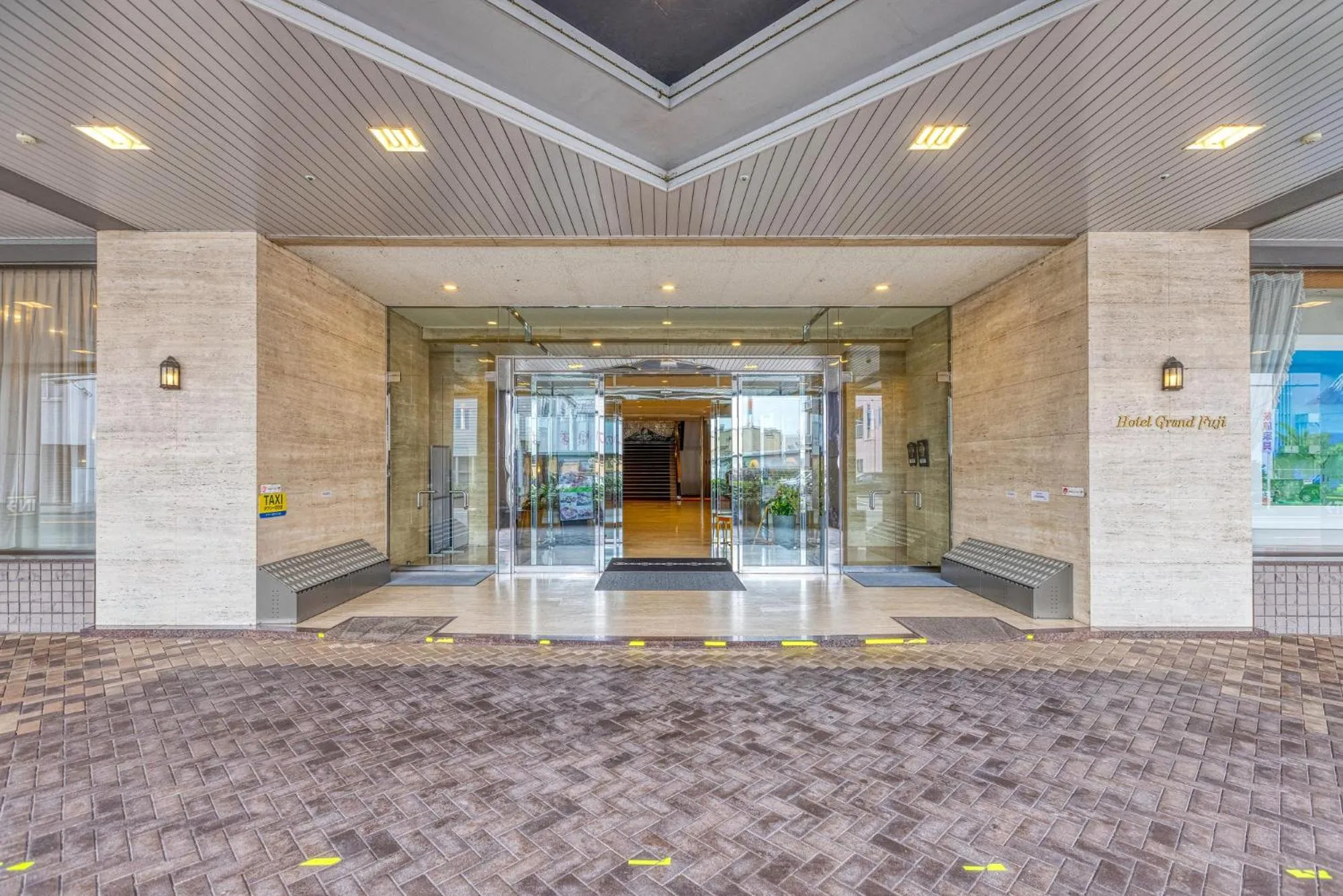 Property building in Hotel Grand Fuji