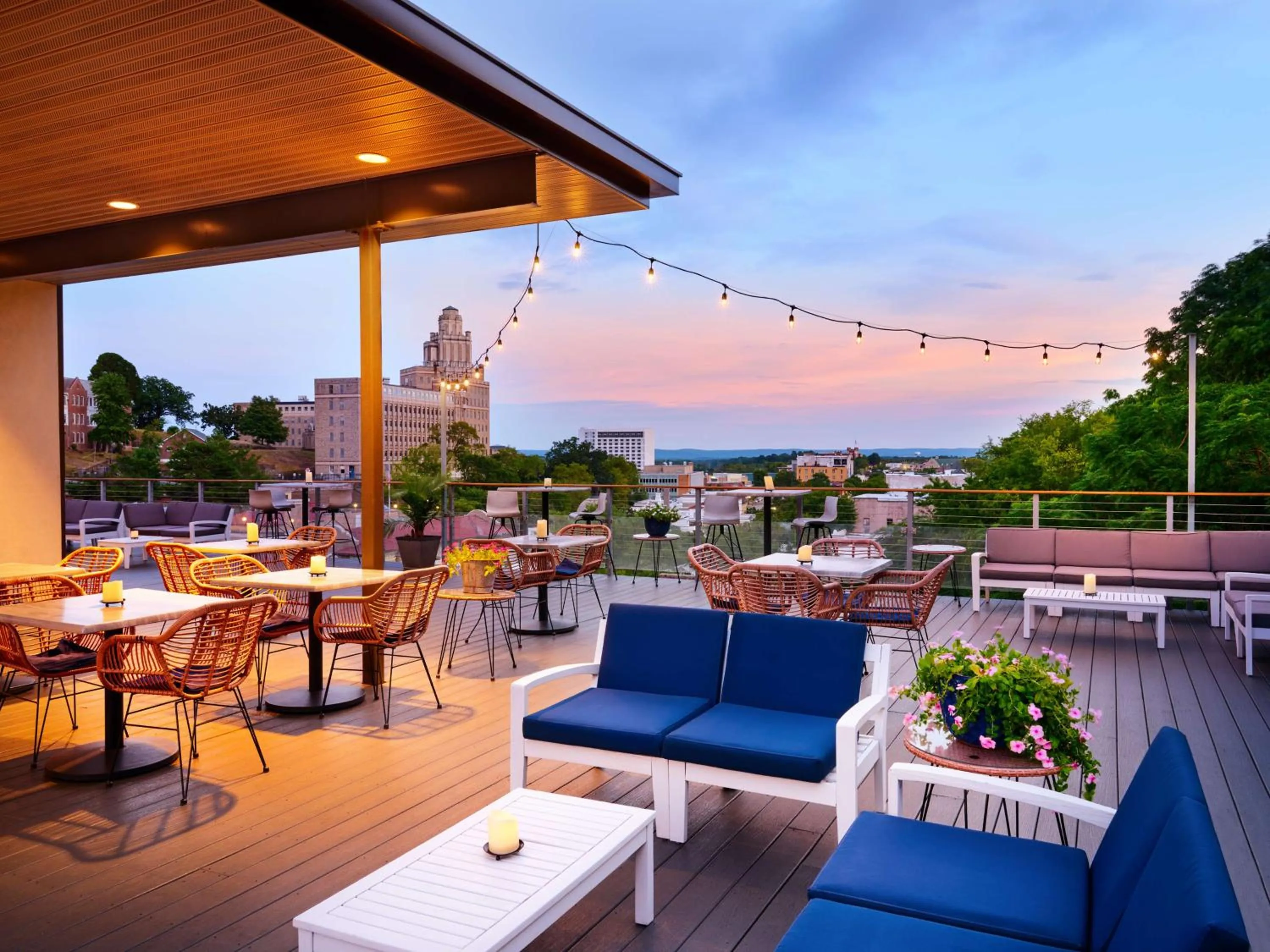 Restaurant/places to eat in The Waters Hot Springs, Tapestry Collection by Hilton