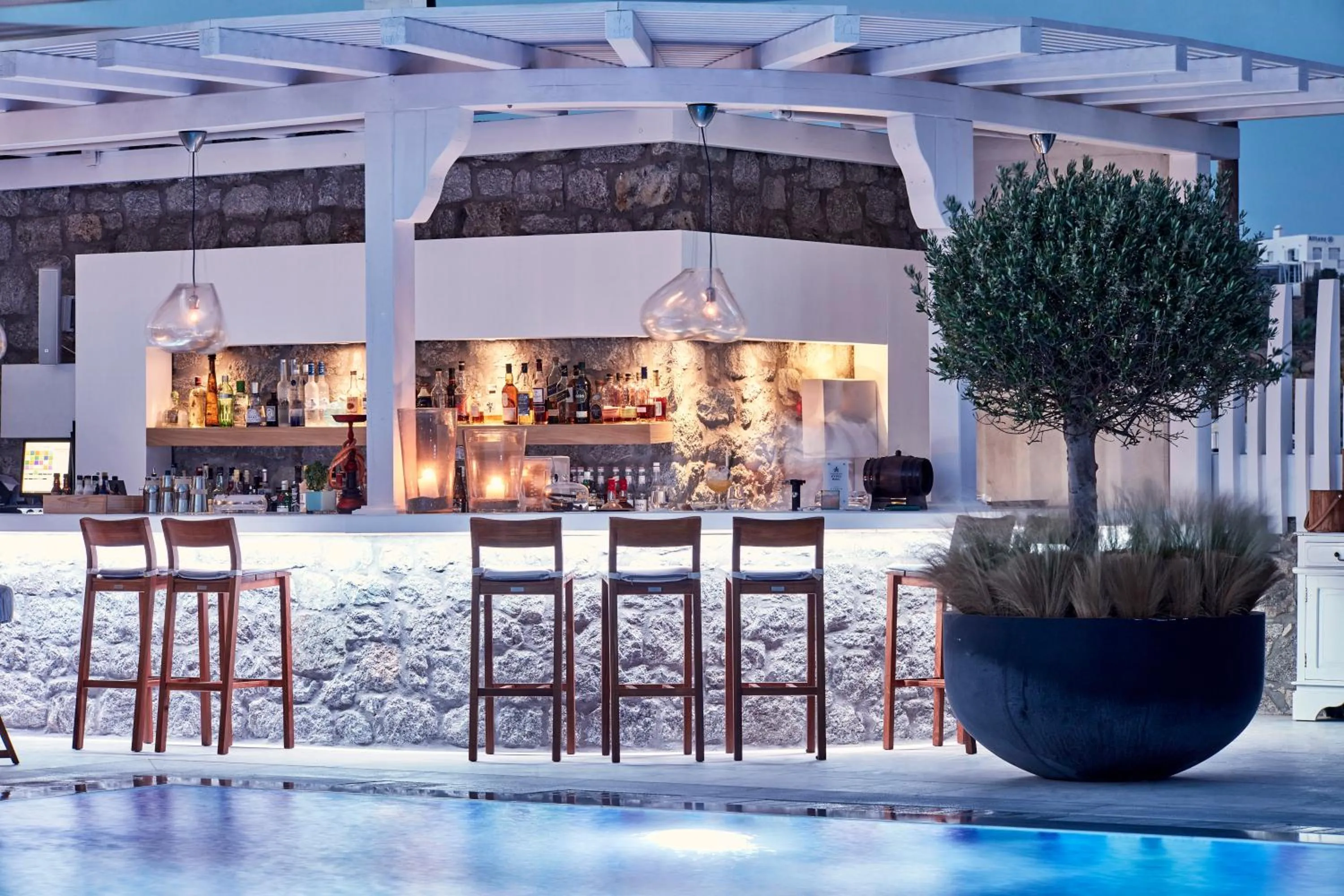 Lounge or bar in Myconian Kyma, a Member of Design Hotels