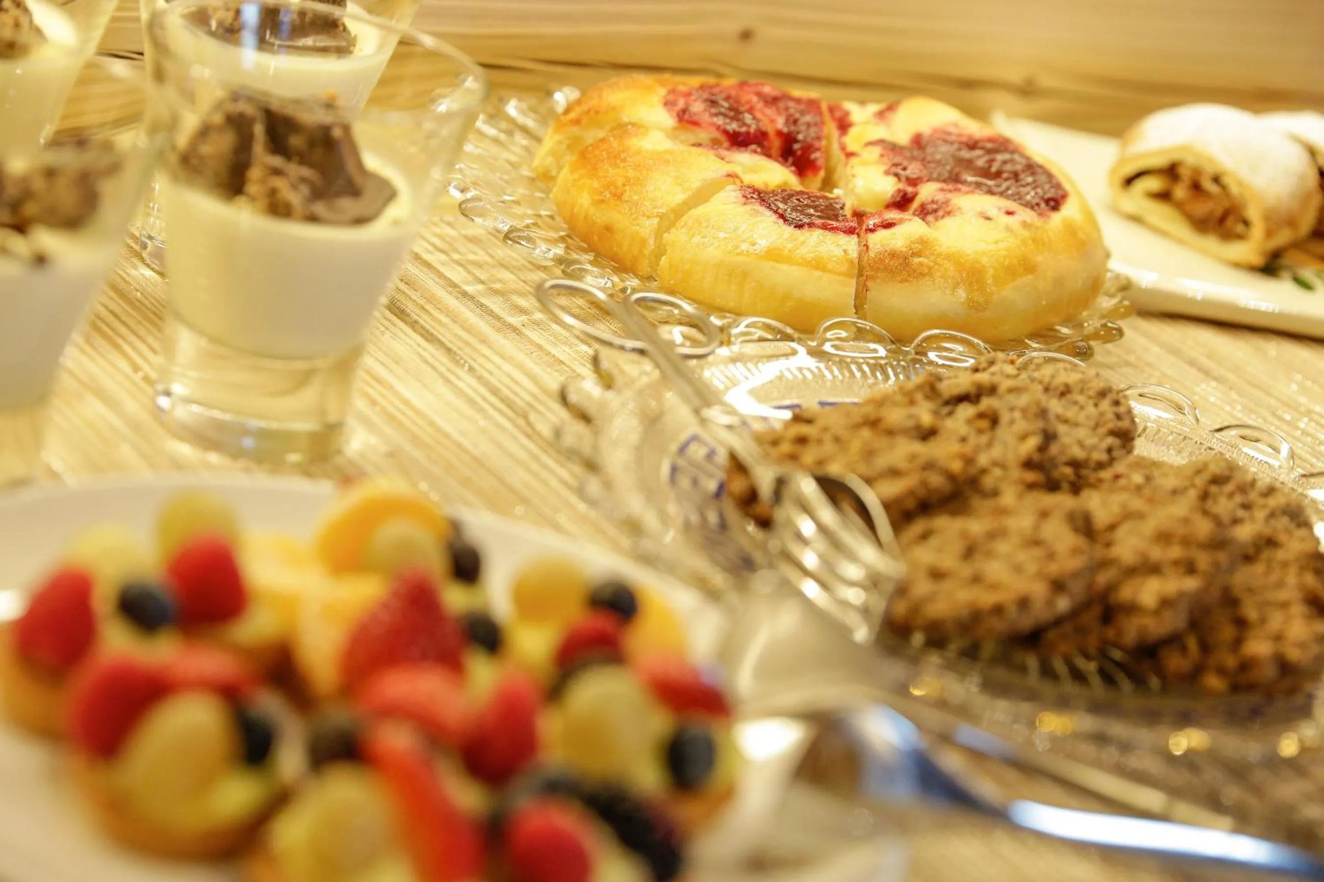 Buffet breakfast in Albergo Garnì Antico Mas del Medico
