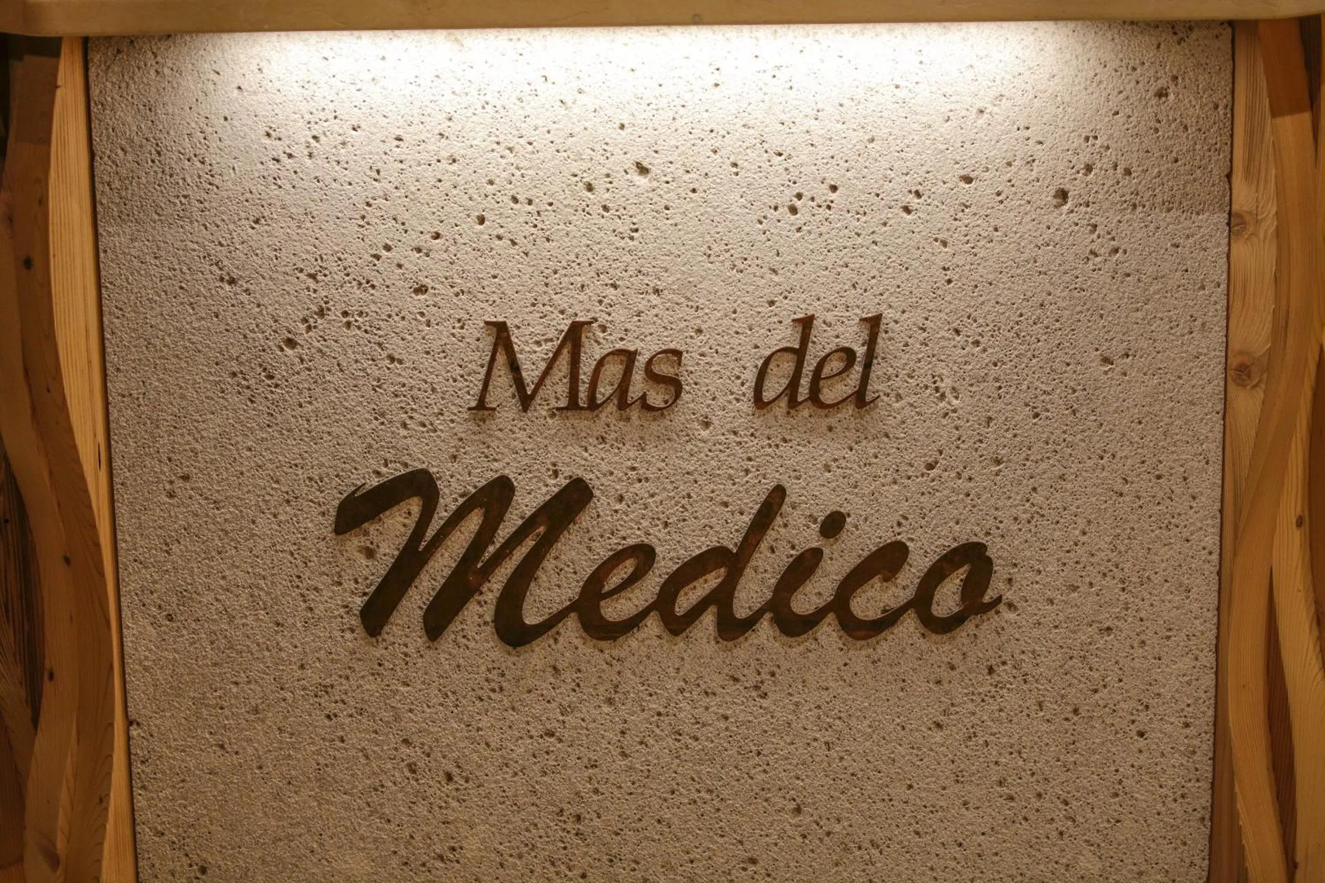 Decorative detail in Albergo Garnì Antico Mas del Medico