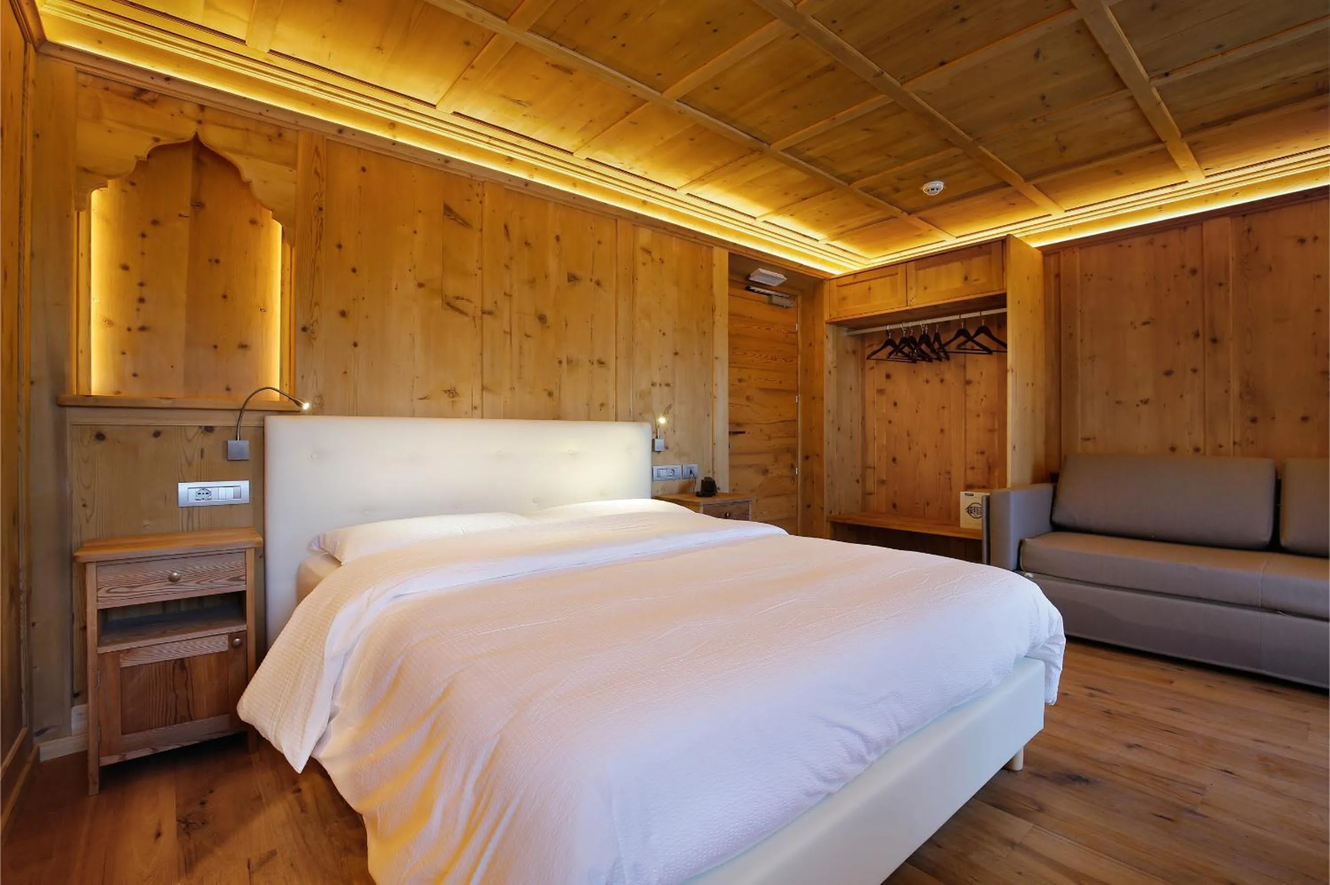 Photo of the whole room, Bed in Albergo Garnì Antico Mas del Medico