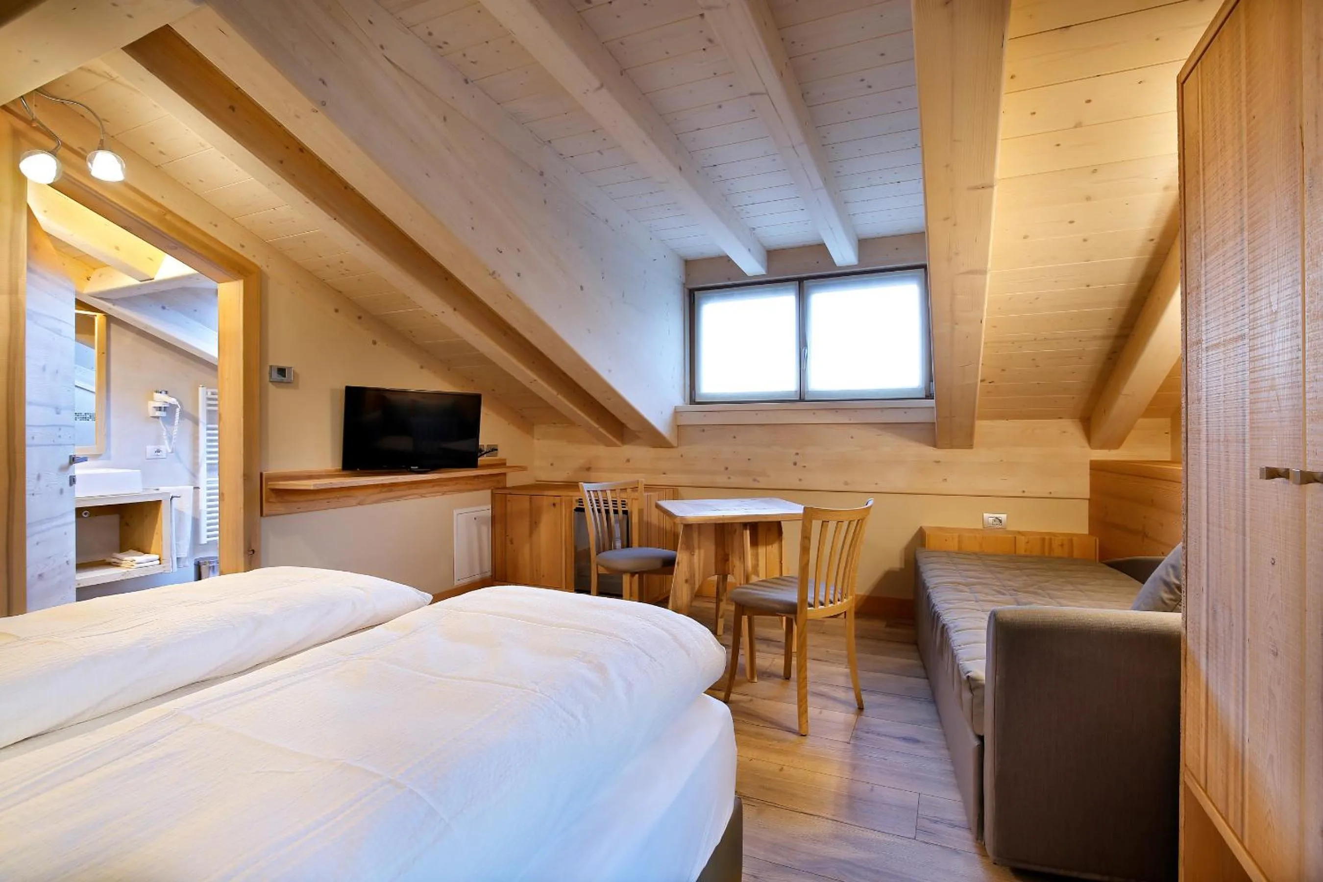 Photo of the whole room, Bed in Albergo Garnì Antico Mas del Medico
