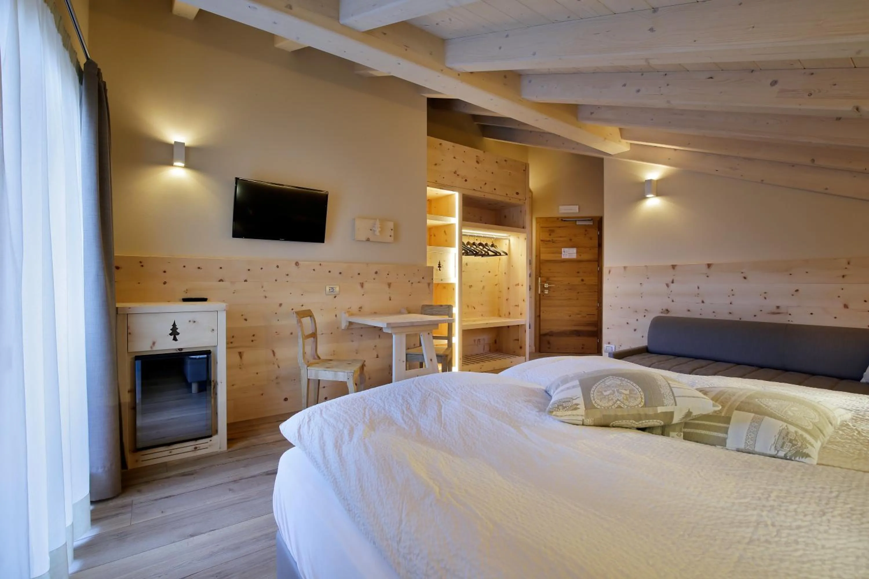Photo of the whole room, Bed in Albergo Garnì Antico Mas del Medico