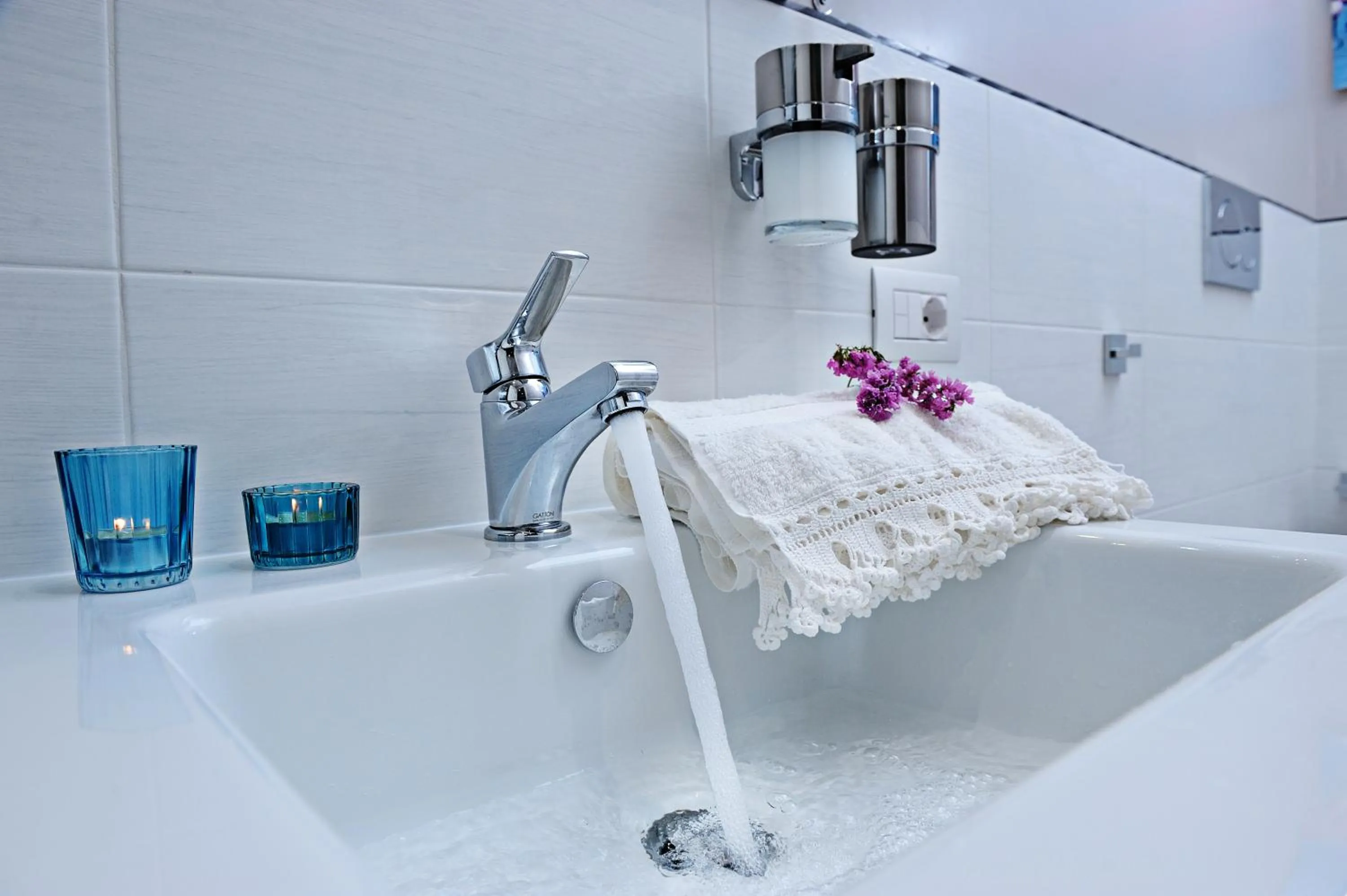 Toilet in Atticobianco B&B