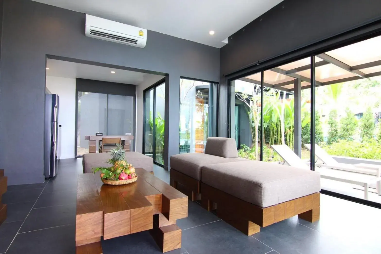 Living room, Bed in SEAnery Beach Resort Living room, Bed in SEAnery Beach Resort