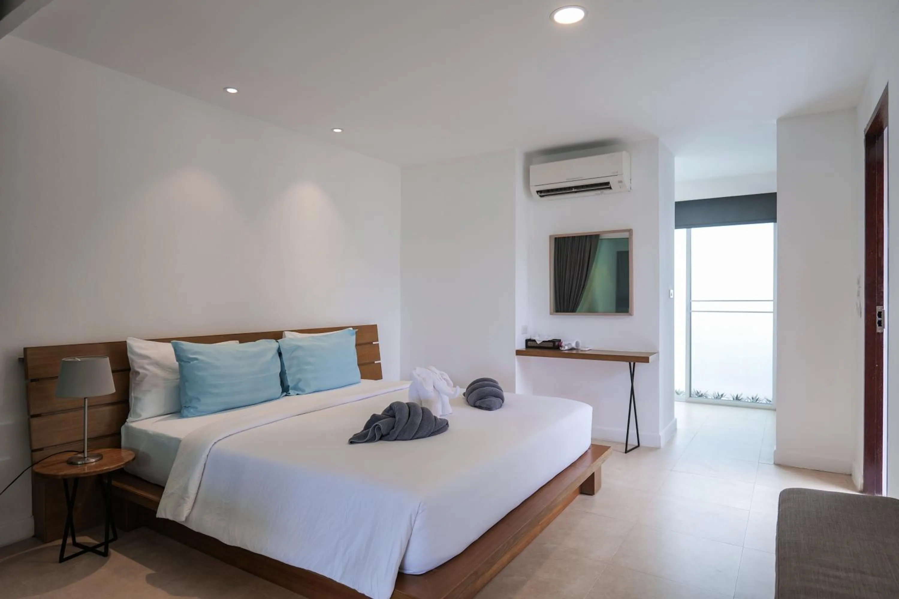 Bedroom, Bed in SEAnery Beach Resort