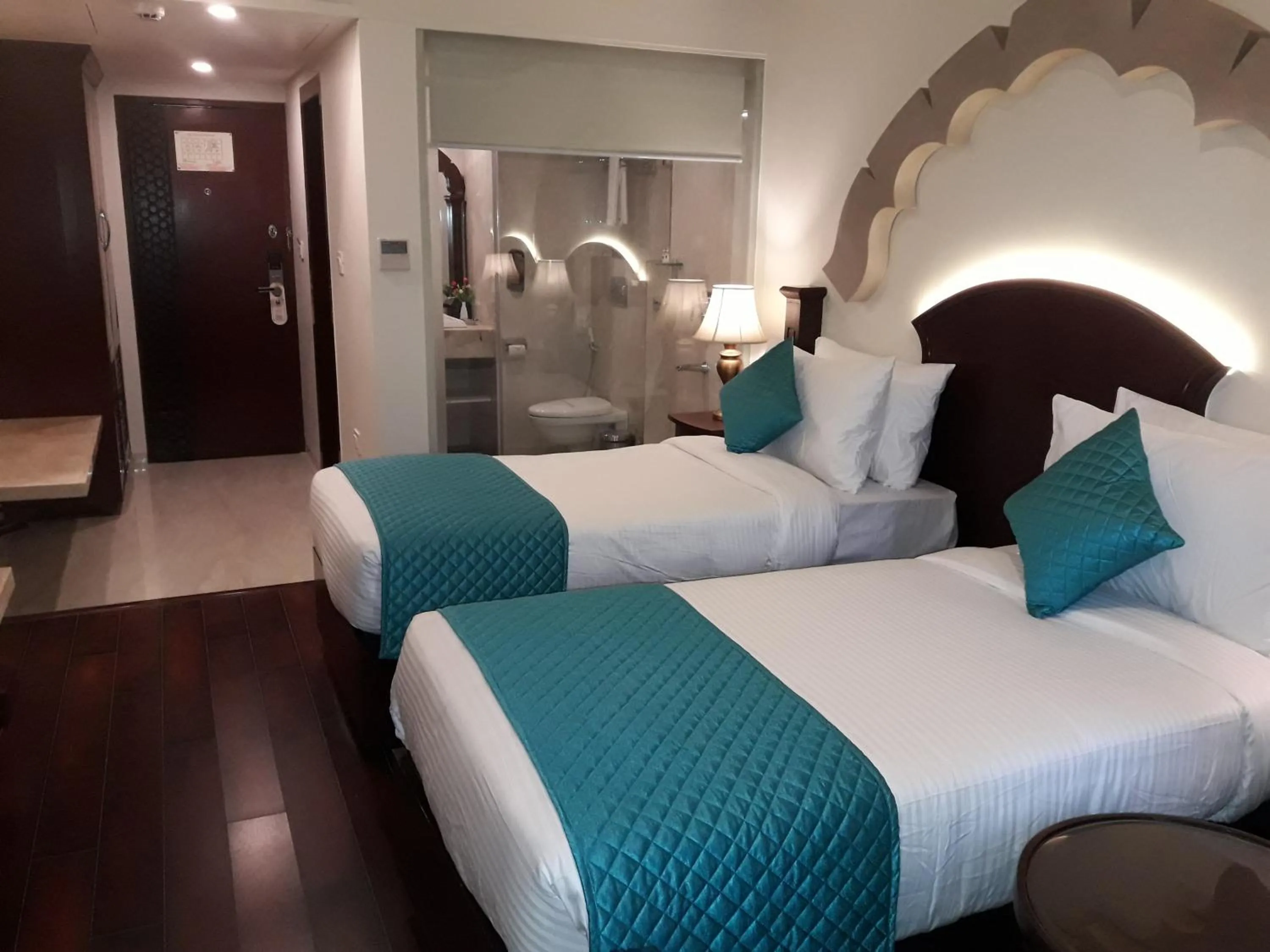 Property building in Comfort Inn Sapphire