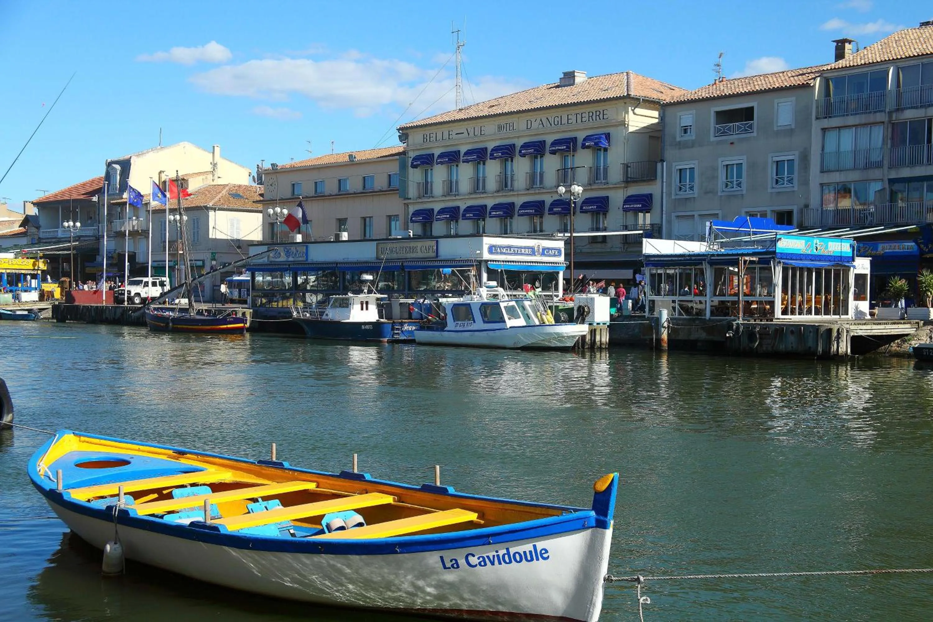 Facade/entrance in Hôtel Belle Vue d'Angleterre