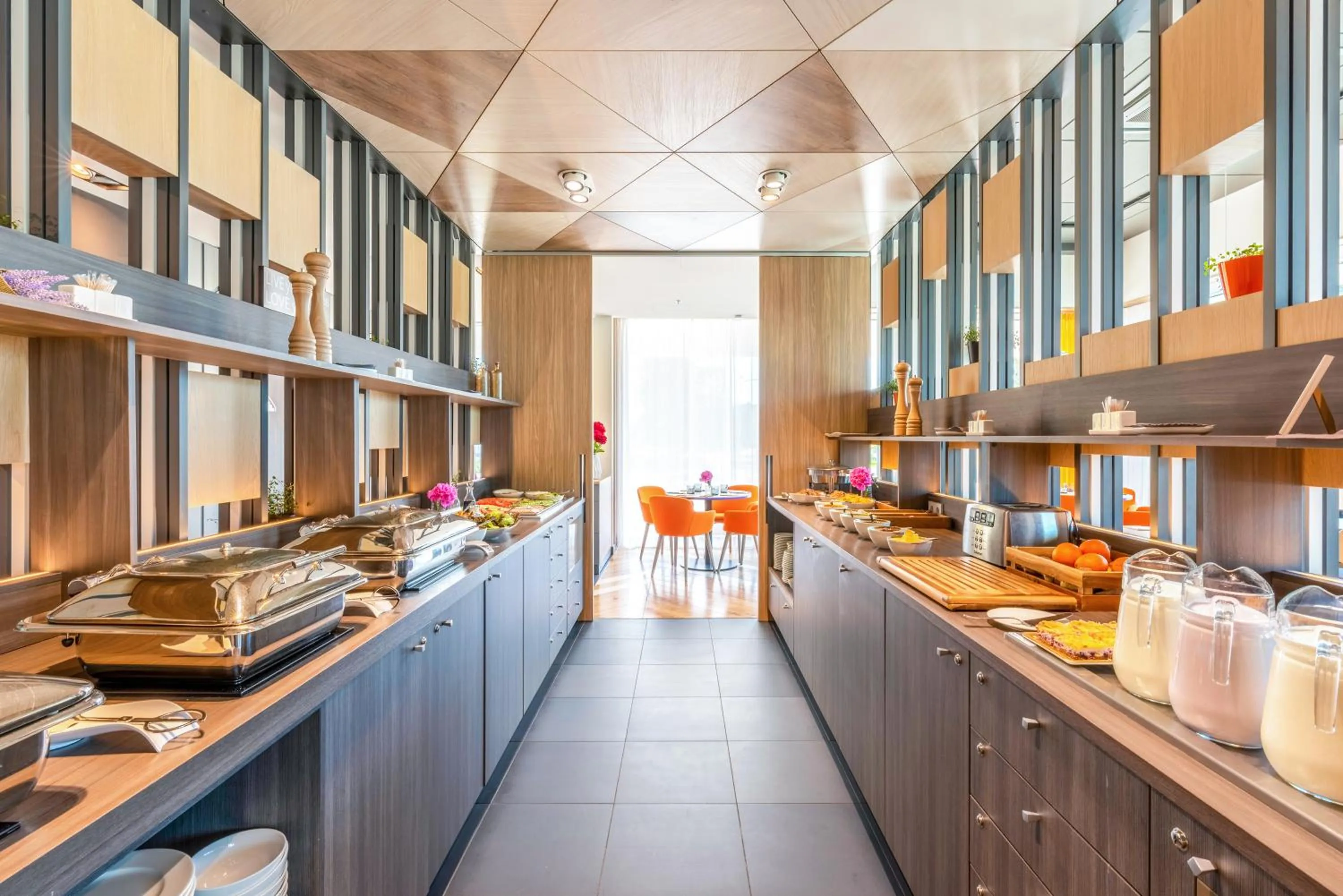 Restaurant/places to eat in Hotel Sophia by Tartuhotels