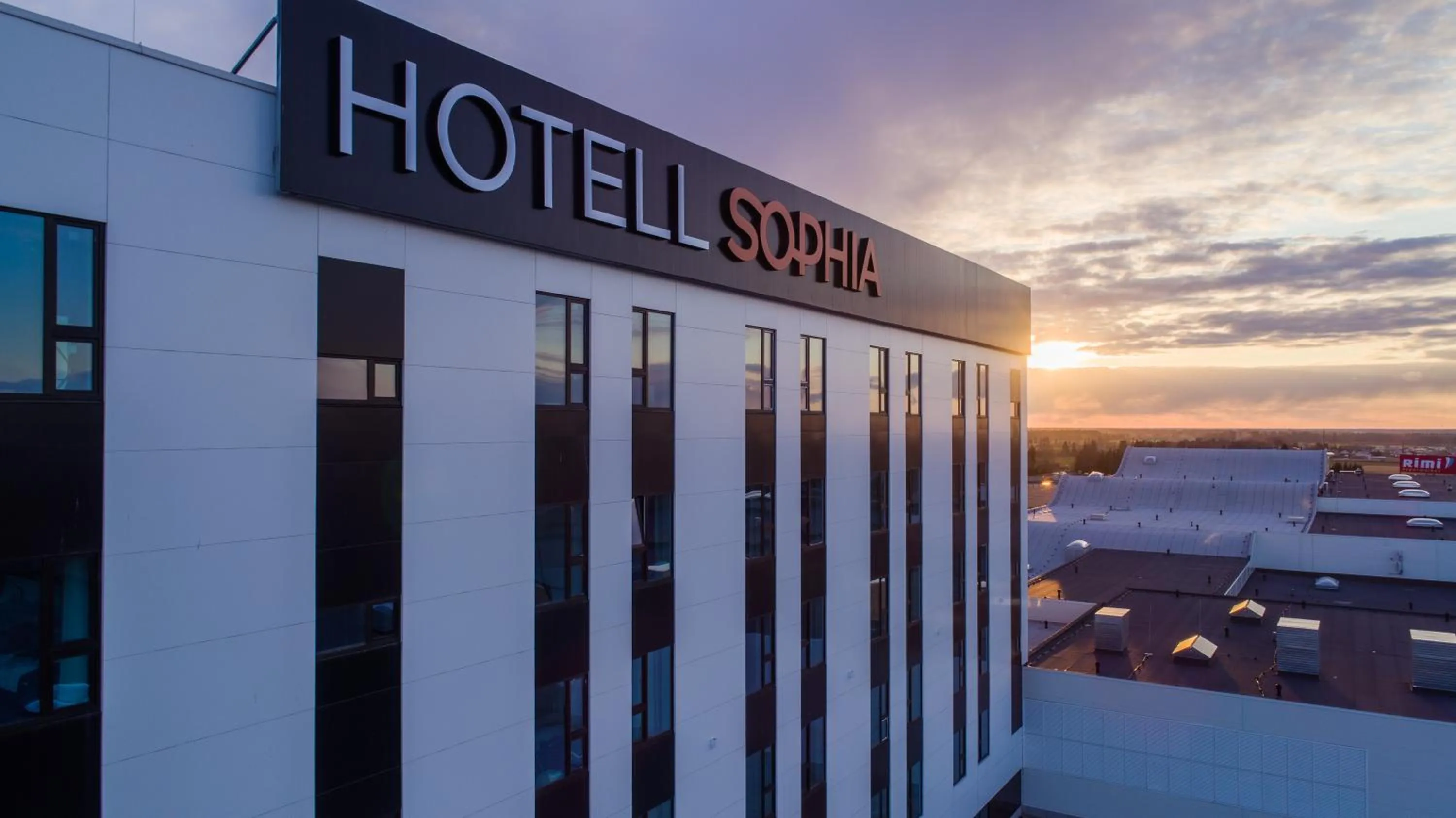 Property building in Hotel Sophia by Tartuhotels