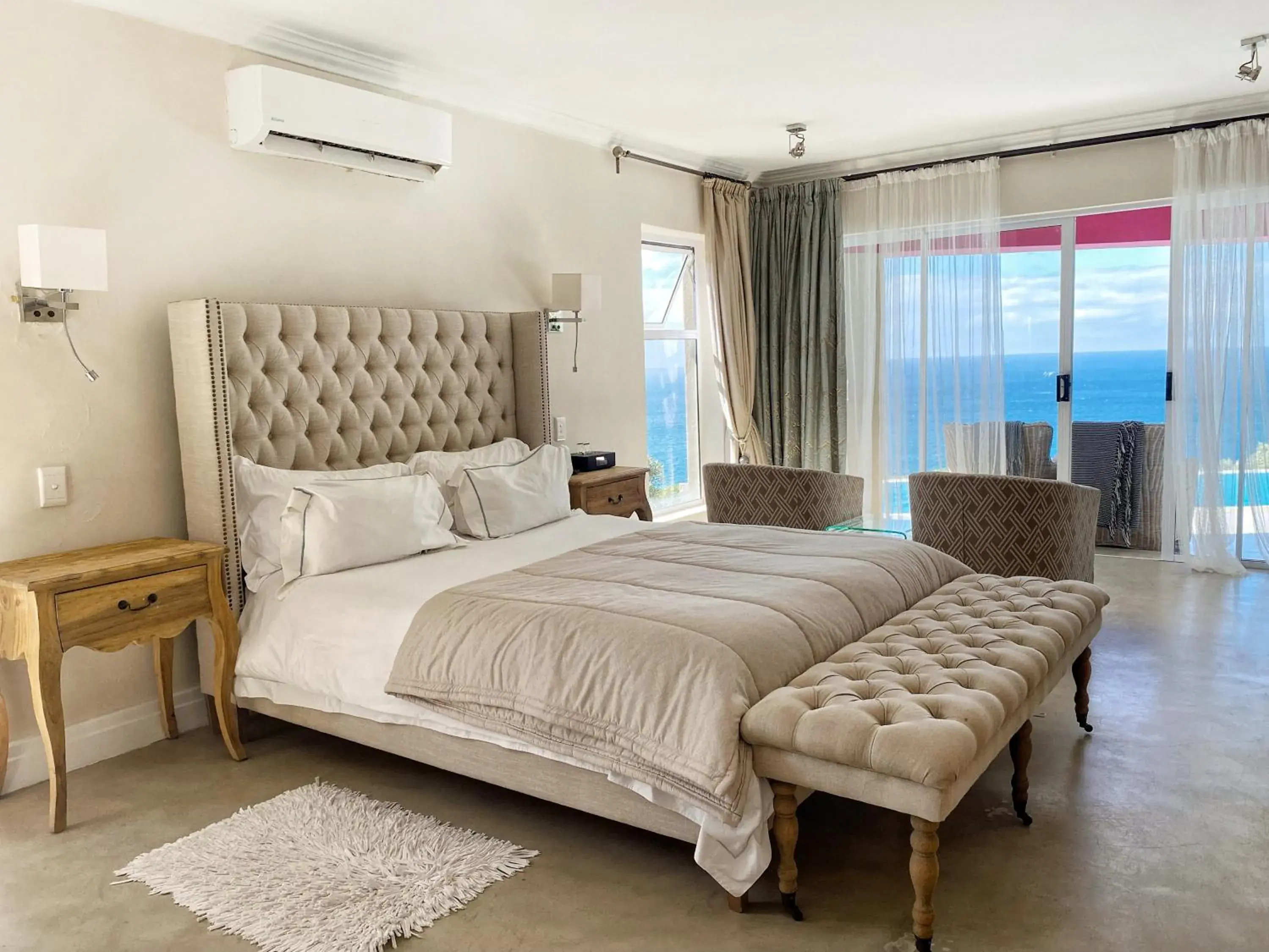 Deluxe Queen Room in Residence William French Deluxe Queen Room in Residence William French