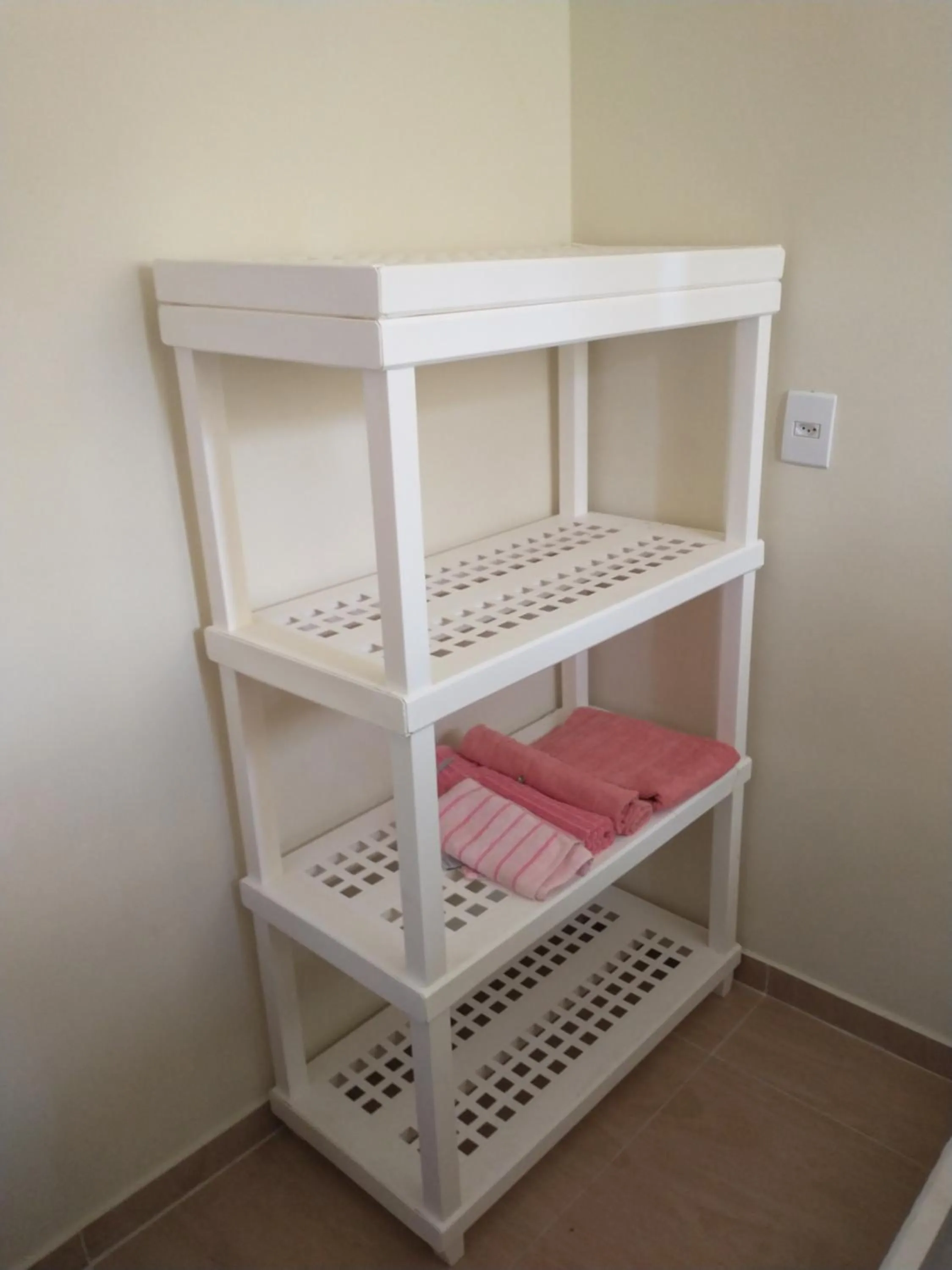Bedroom, Bed in Condomínio Solar dos Reis
