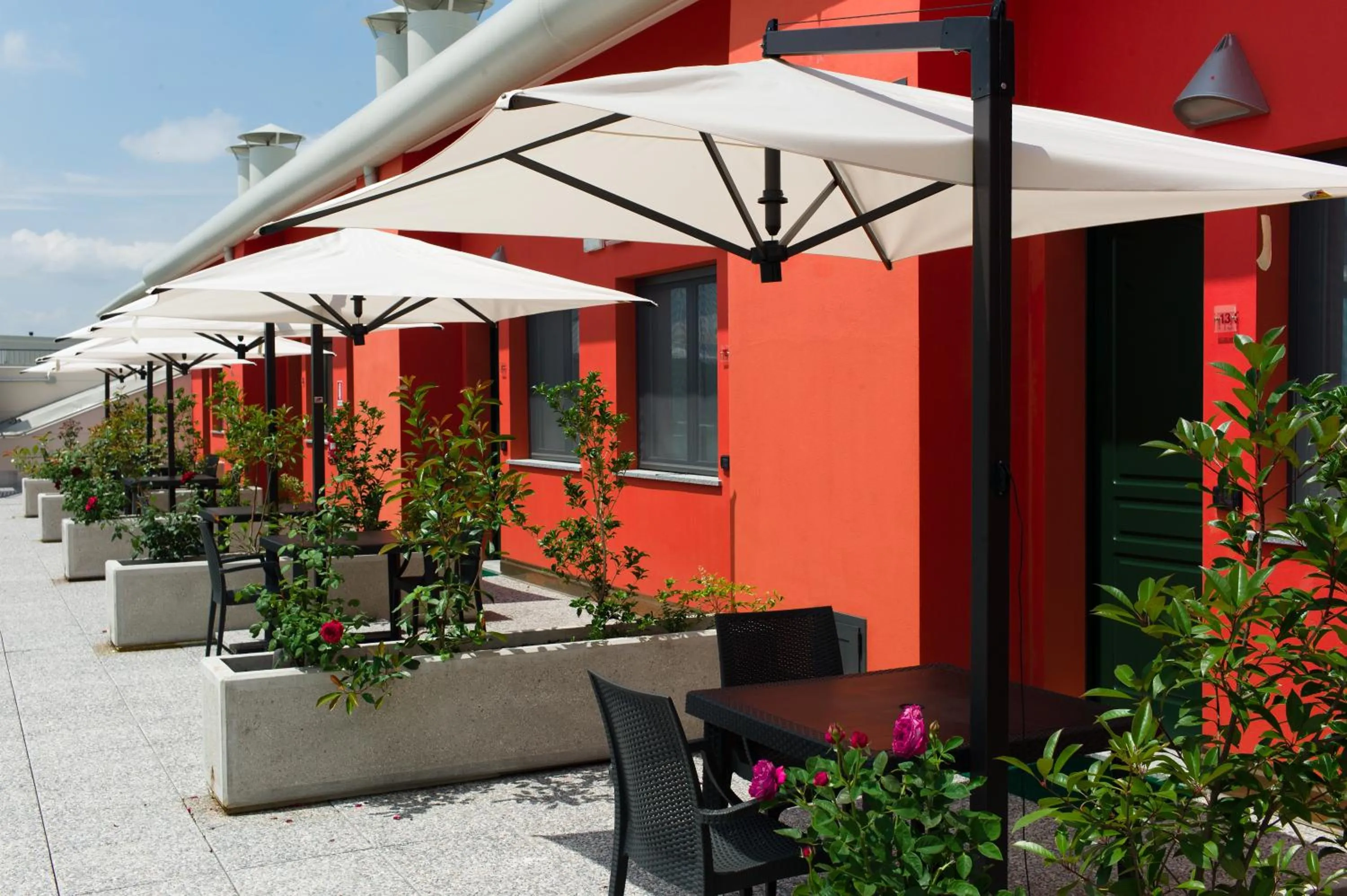 Facade/entrance in Hotel Padus Meublè Parma