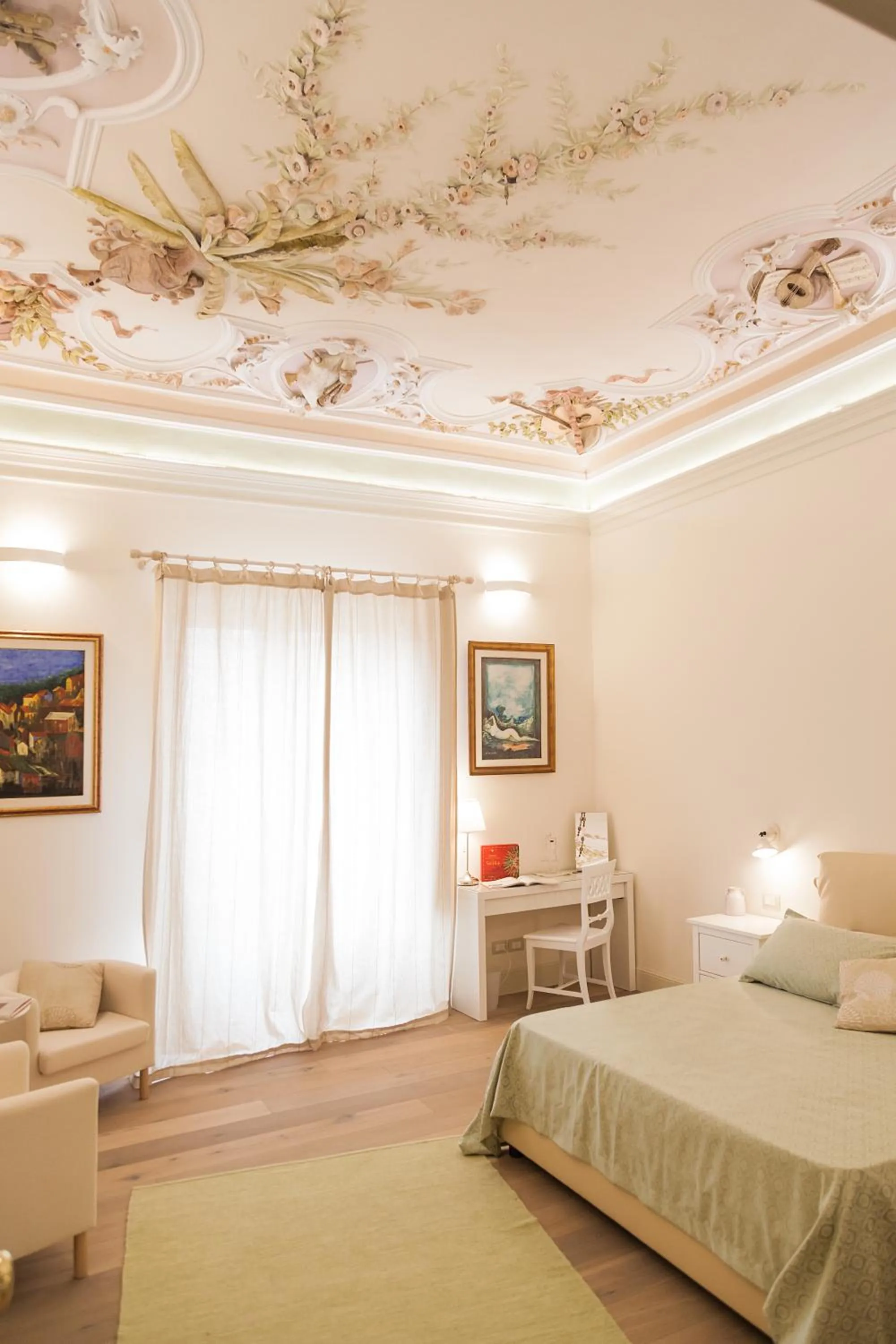 Decorative detail, Bed in Il Leone Blu