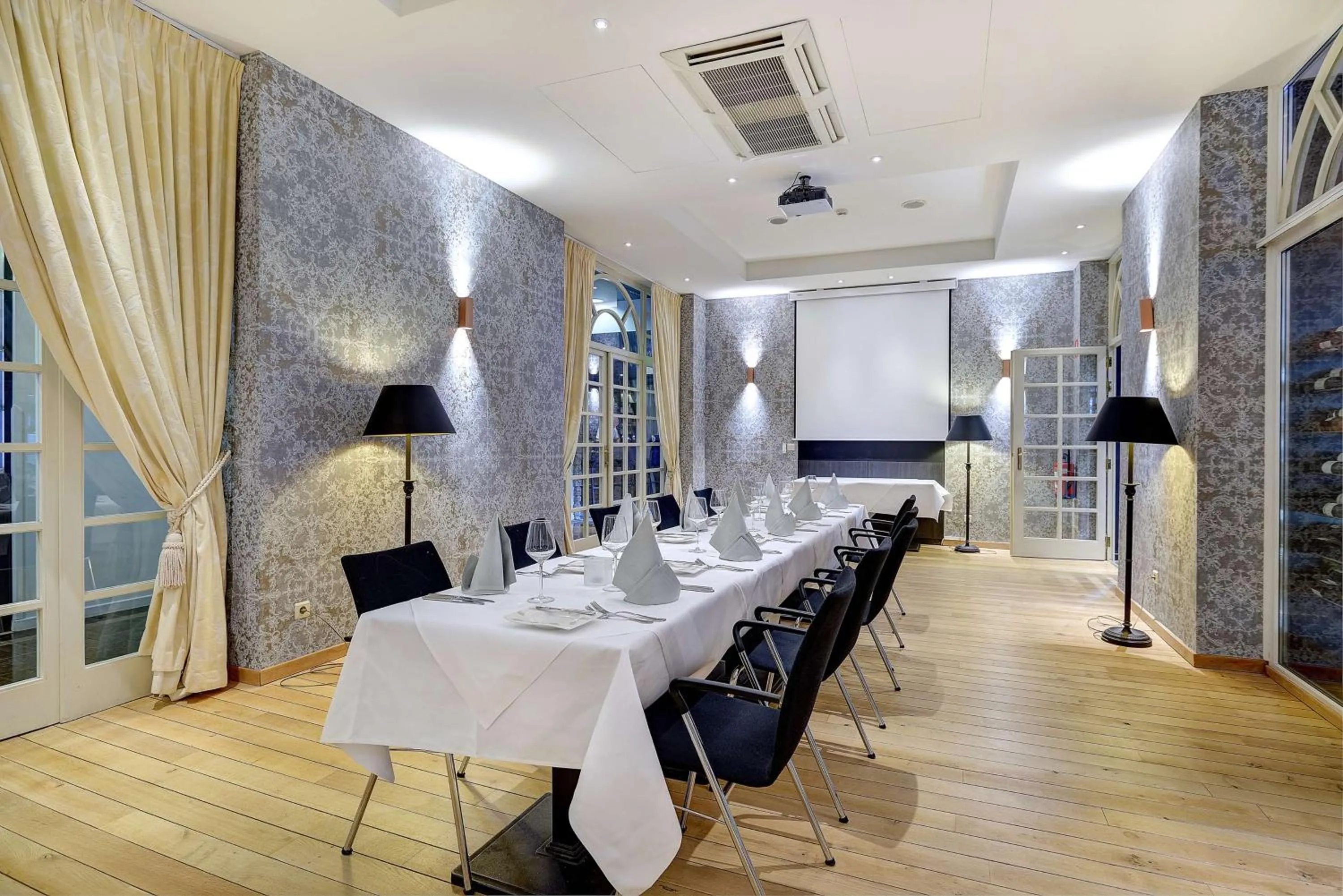 On site in Radisson BLU Balmoral