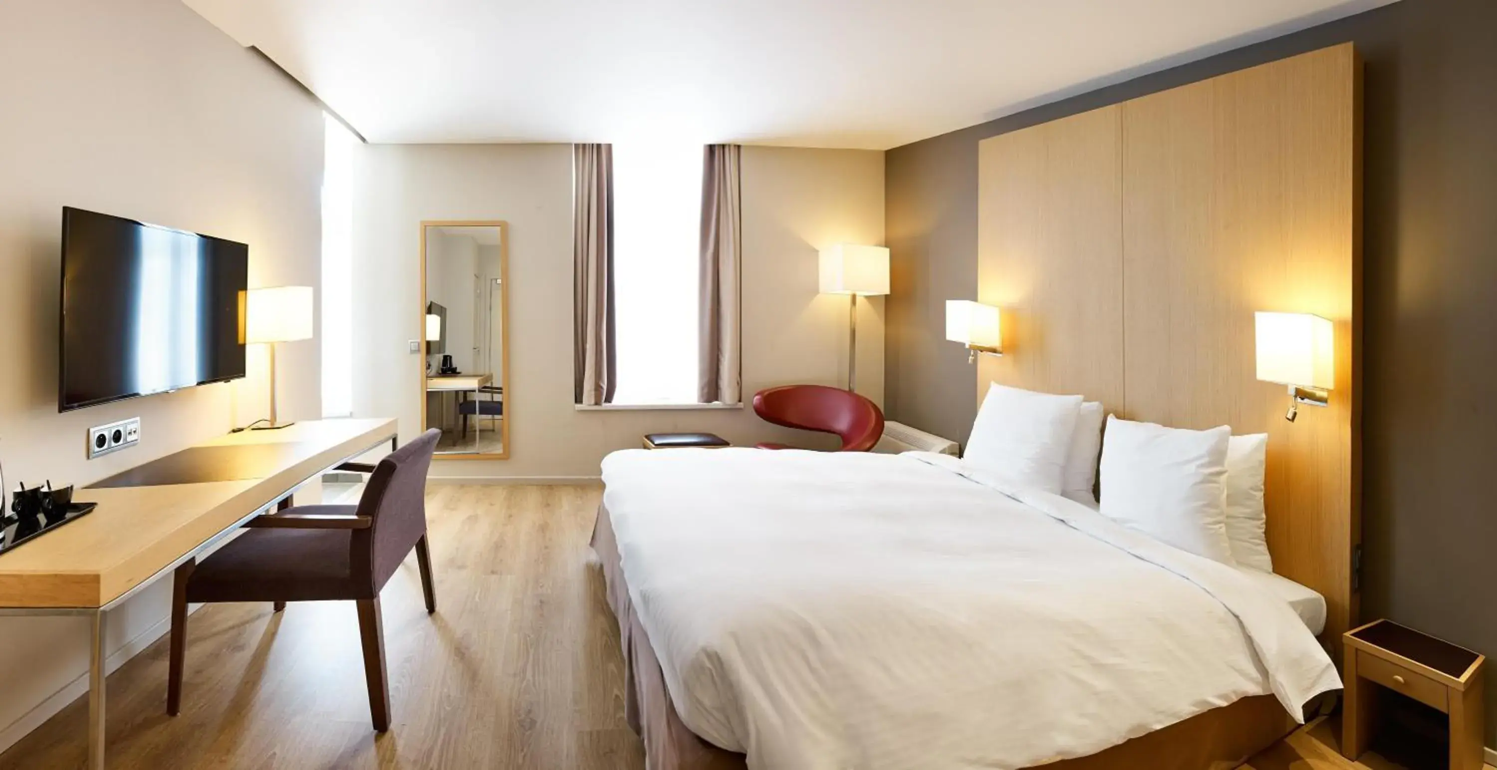 Bedroom, Bed in Radisson BLU Balmoral Bedroom, Bed in Radisson BLU Balmoral