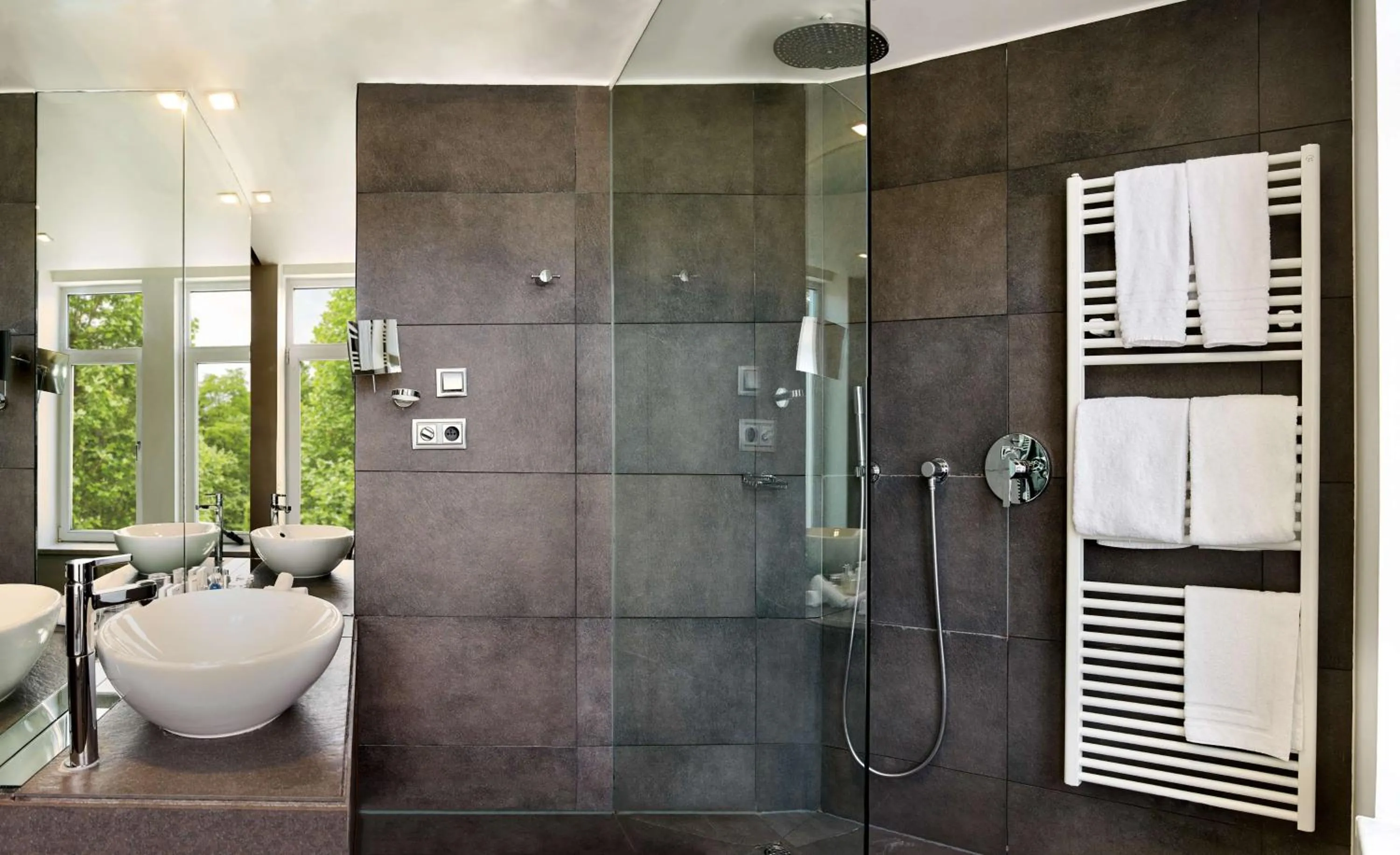 Shower in Radisson BLU Balmoral