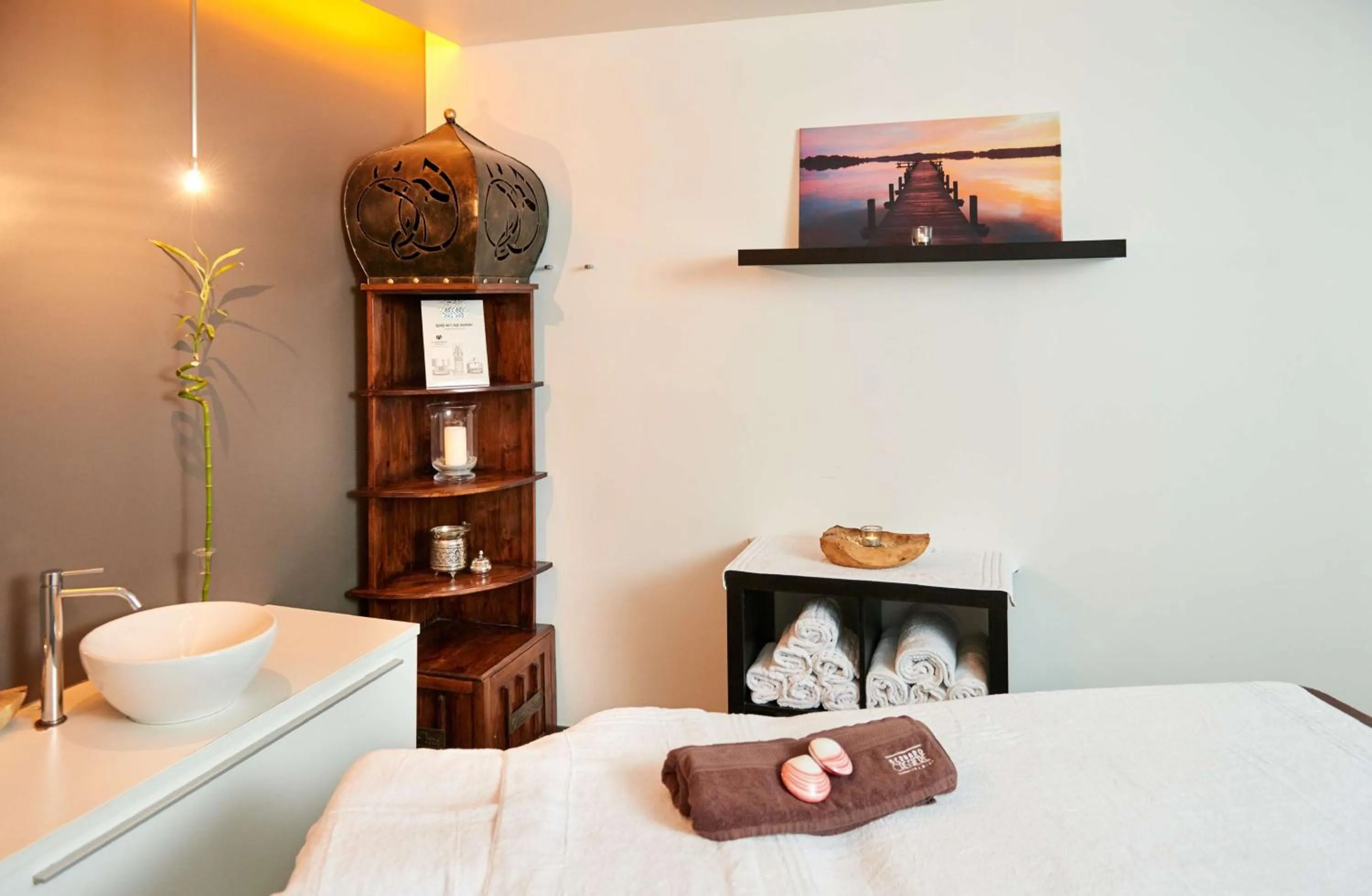 Spa and wellness centre/facilities, Bed in Radisson BLU Balmoral