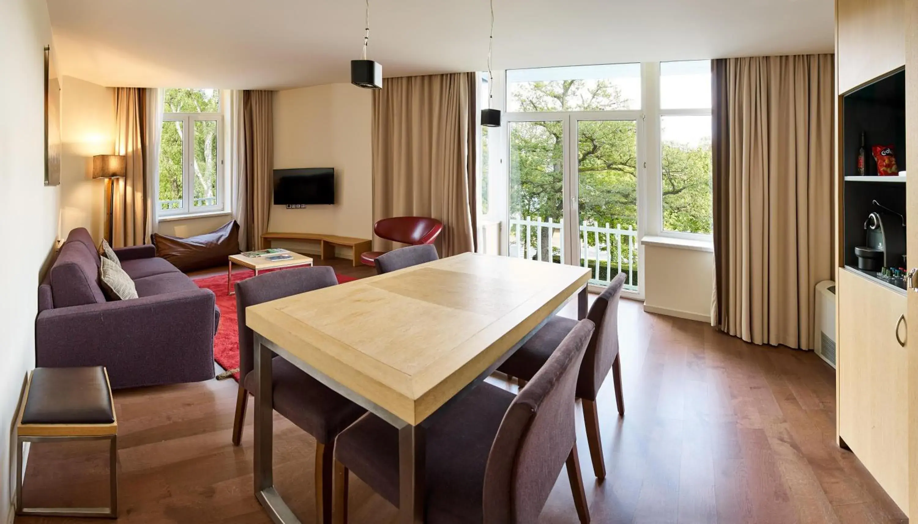 Photo of the whole room in Radisson BLU Balmoral Photo of the whole room in Radisson BLU Balmoral