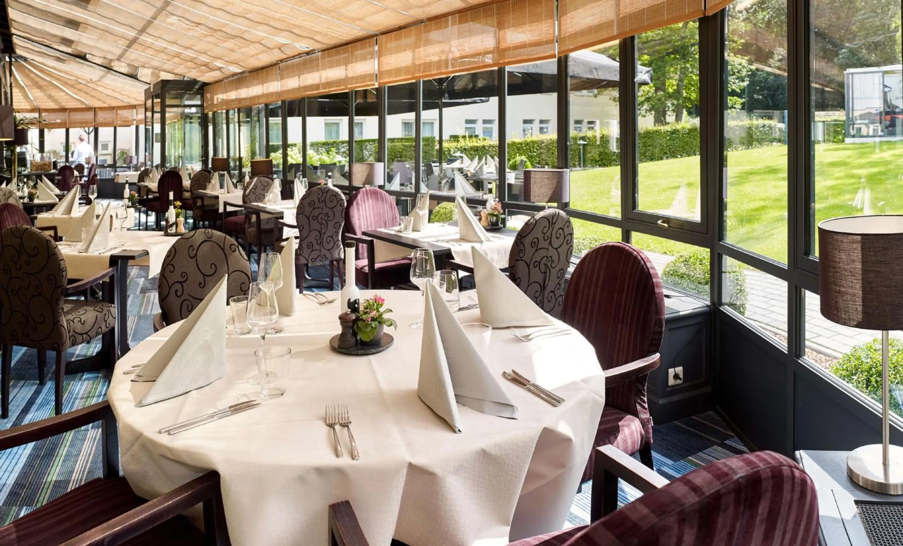 Restaurant/places to eat in Radisson BLU Balmoral