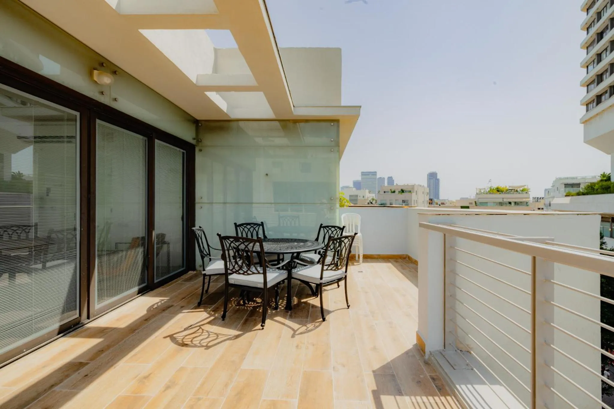 Balcony/Terrace in Ben Yehuda Duplex