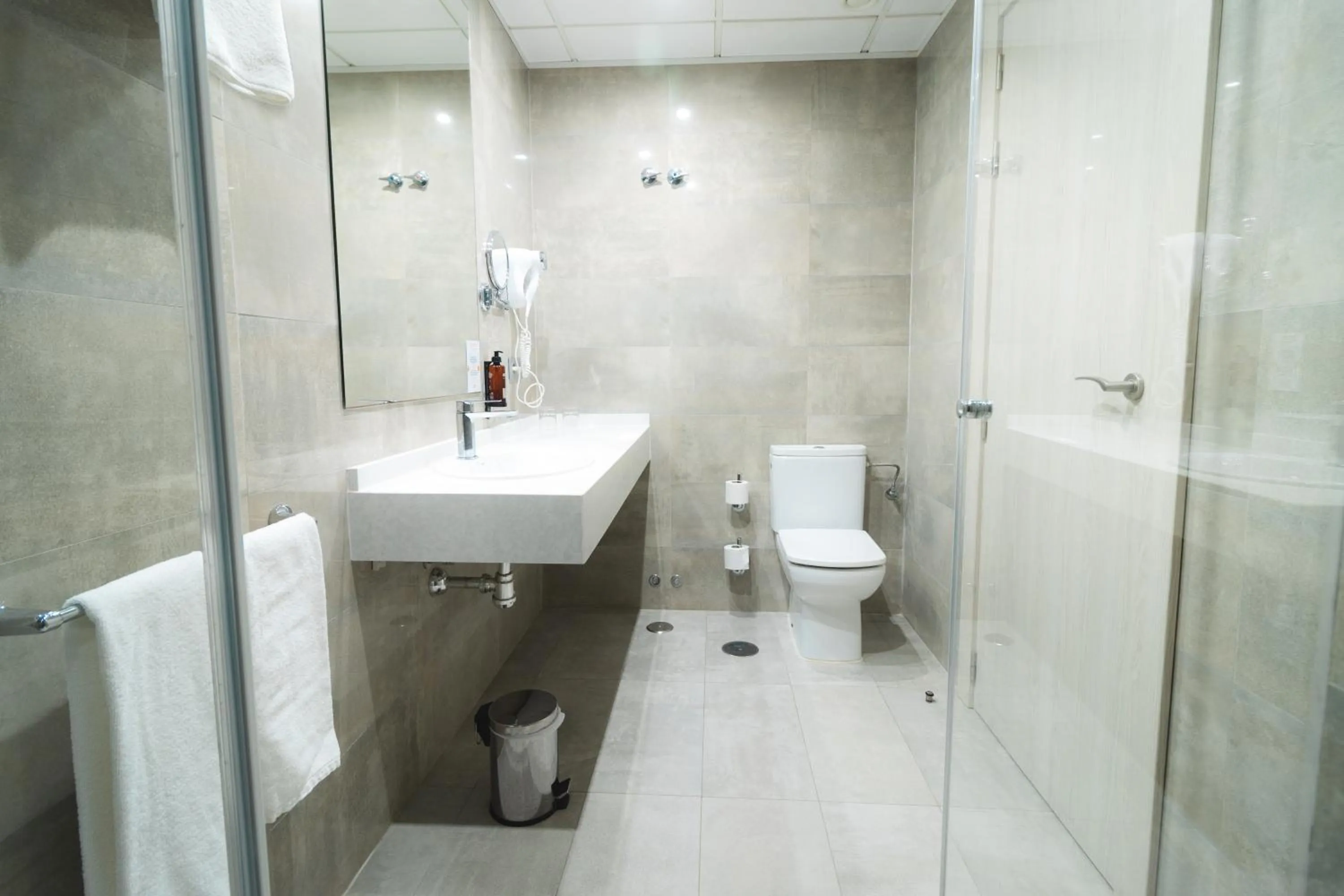 Bathroom in Dos Playas - 30º hotels