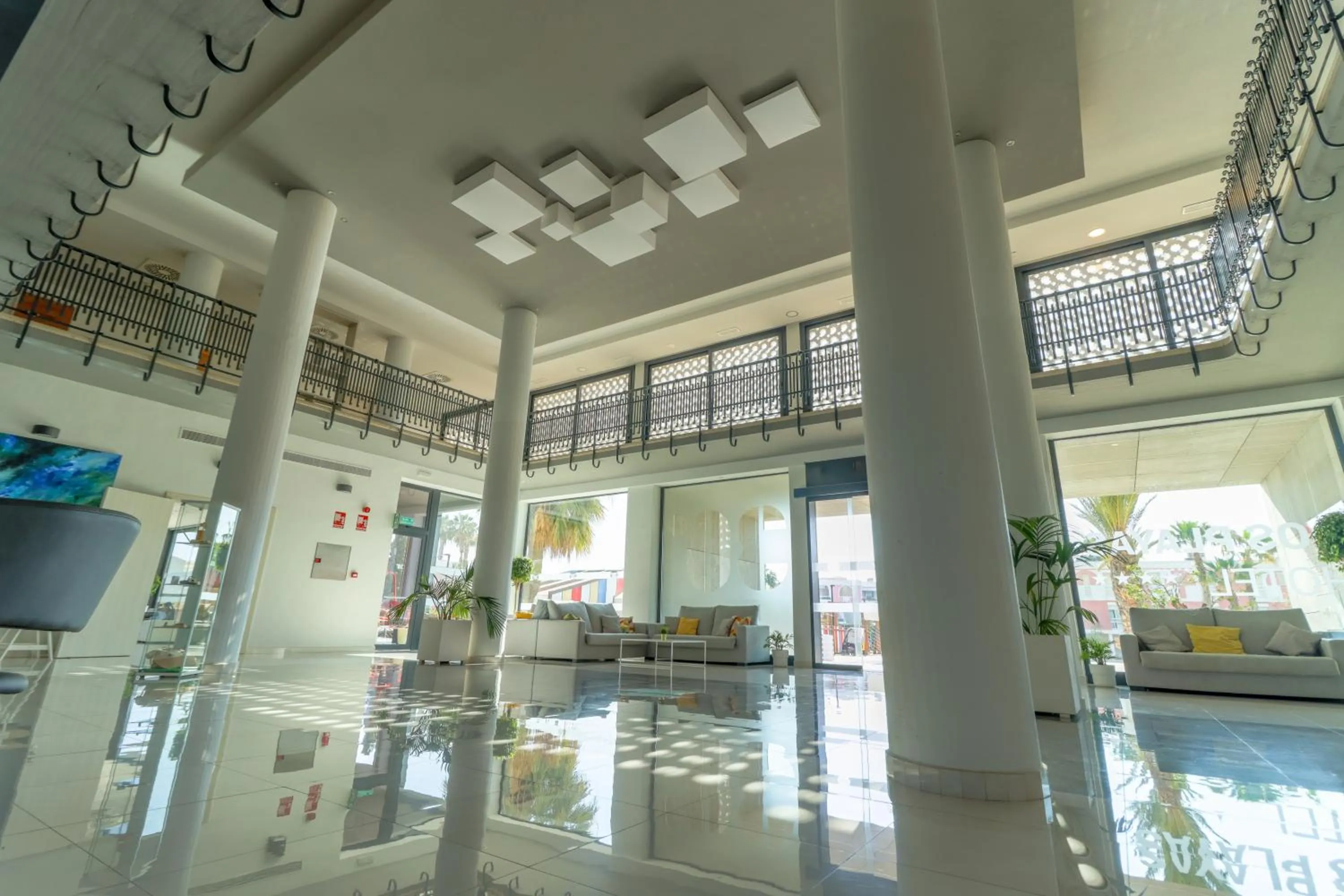 Lobby or reception in Dos Playas - 30º hotels
