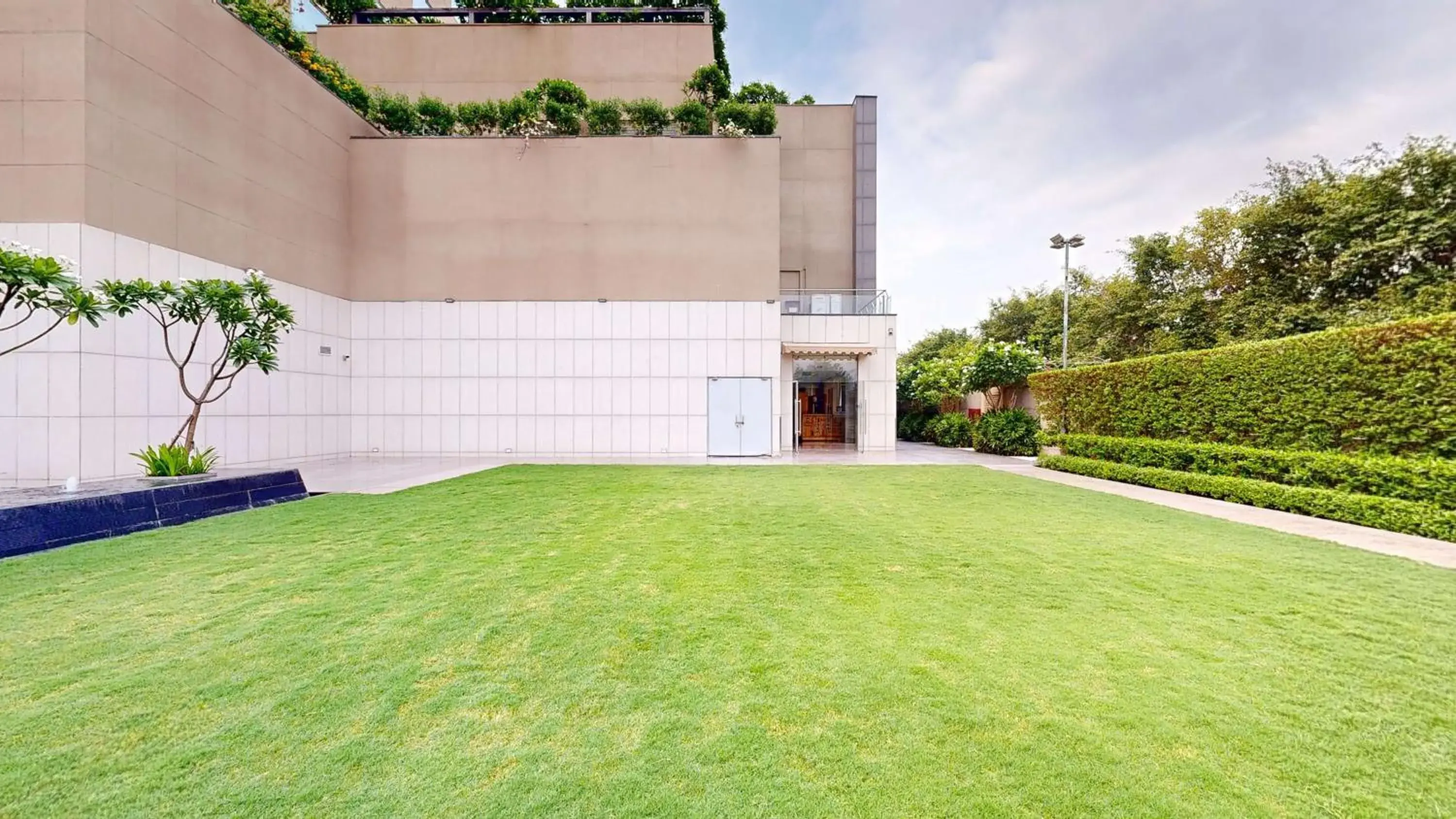 Property building in Radisson Blu Faridabad Property building in Radisson Blu Faridabad