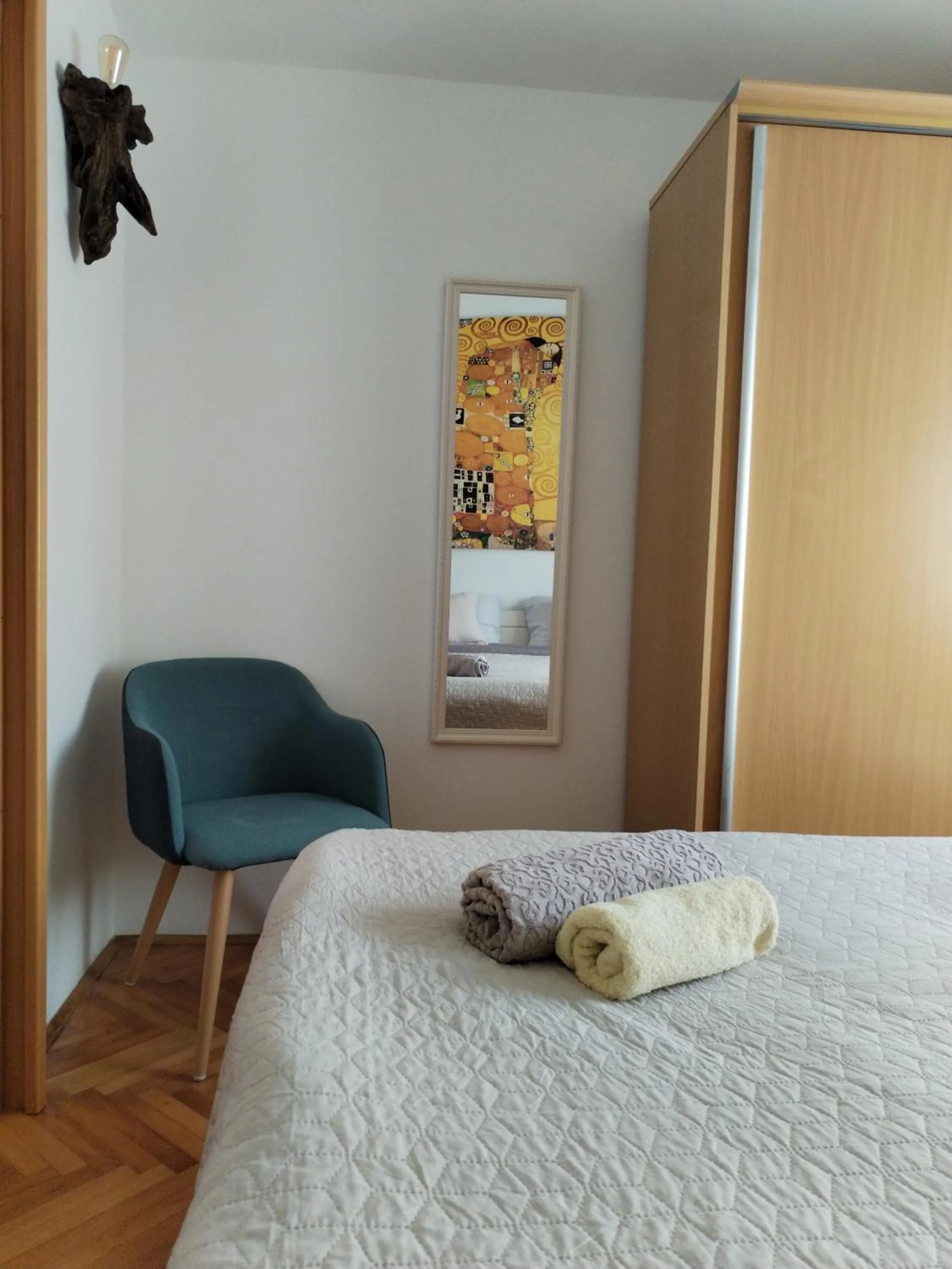 Bed in Apartments Hrestak