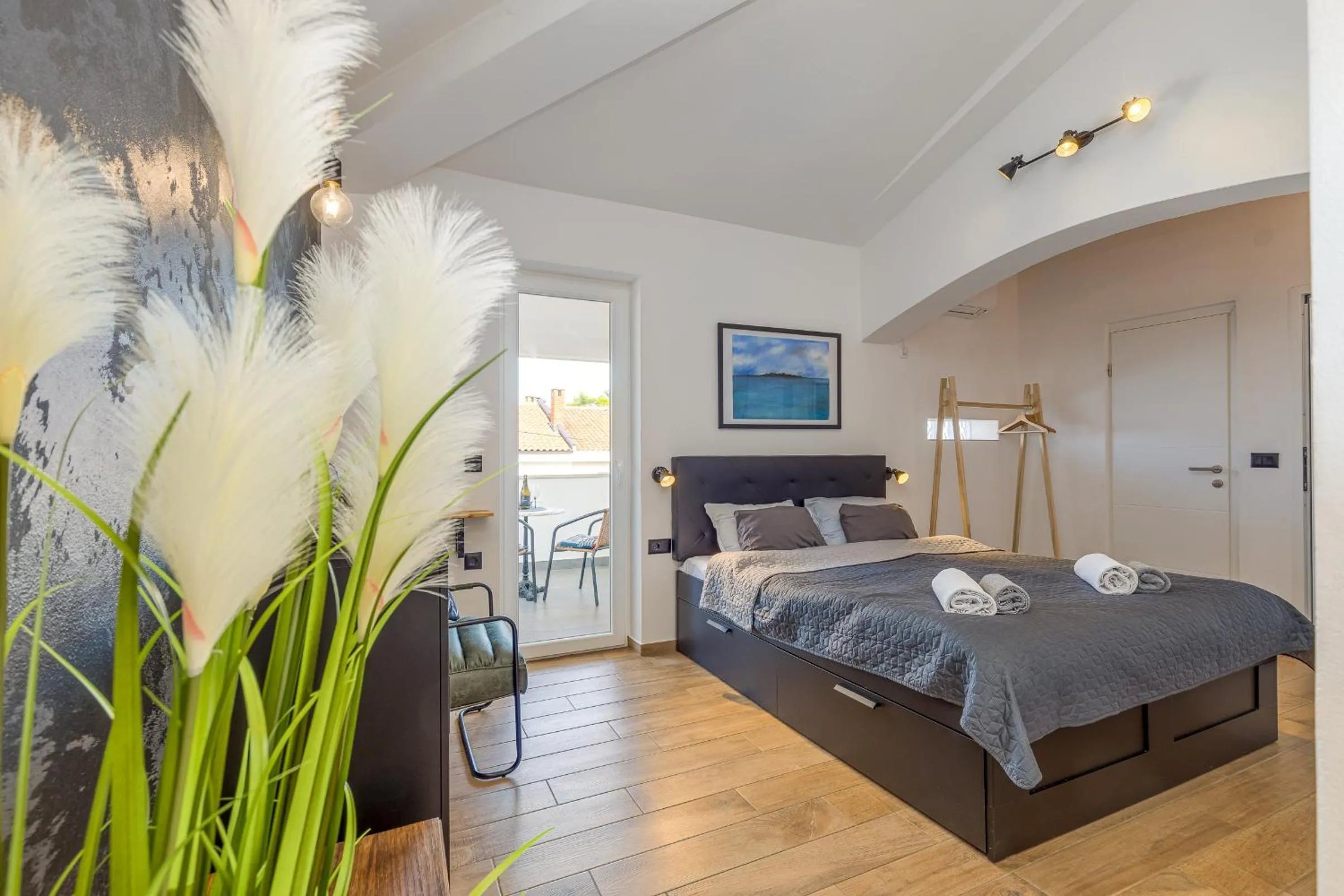 Bed in Apartments Hrestak