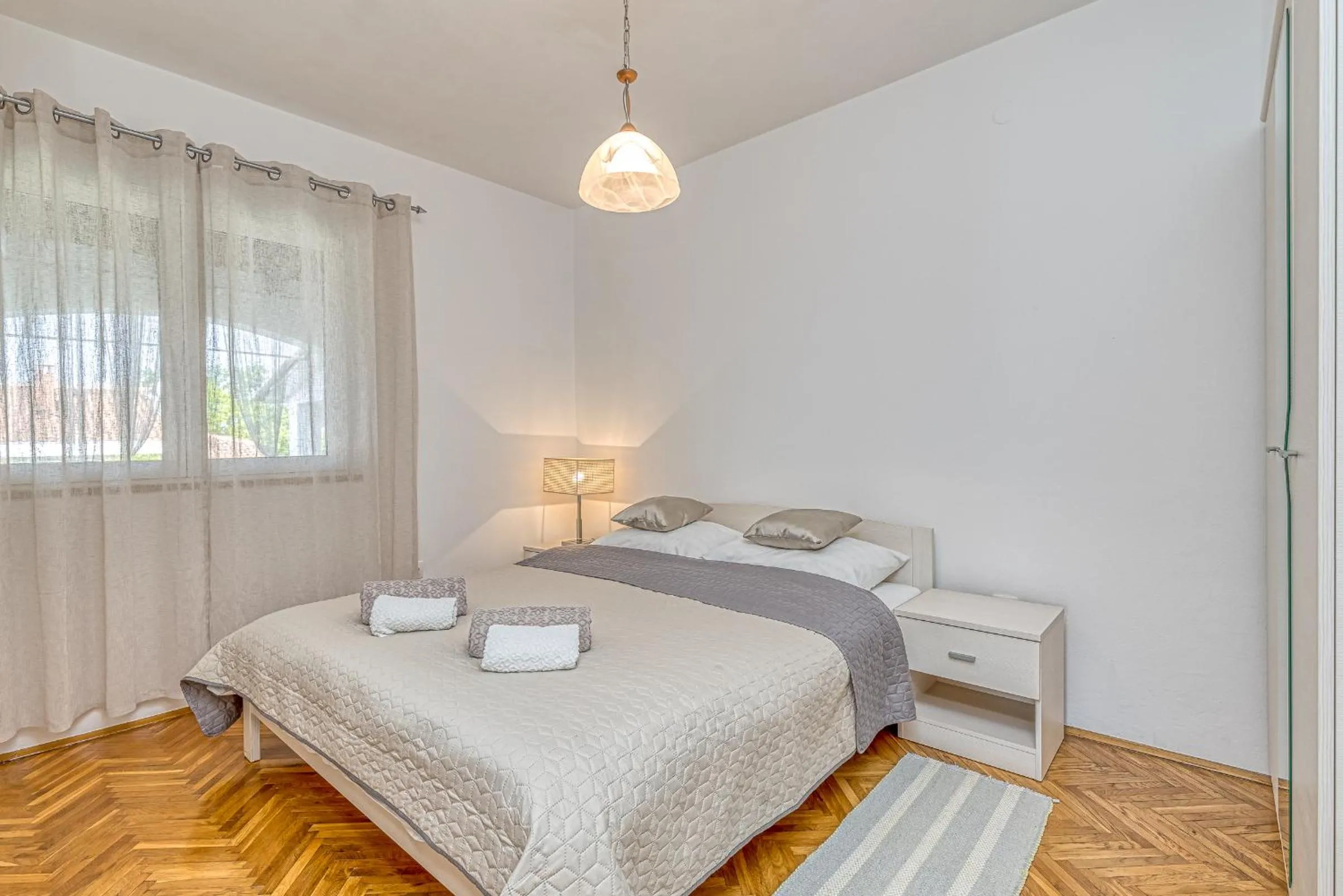 Bed in Apartments Hrestak