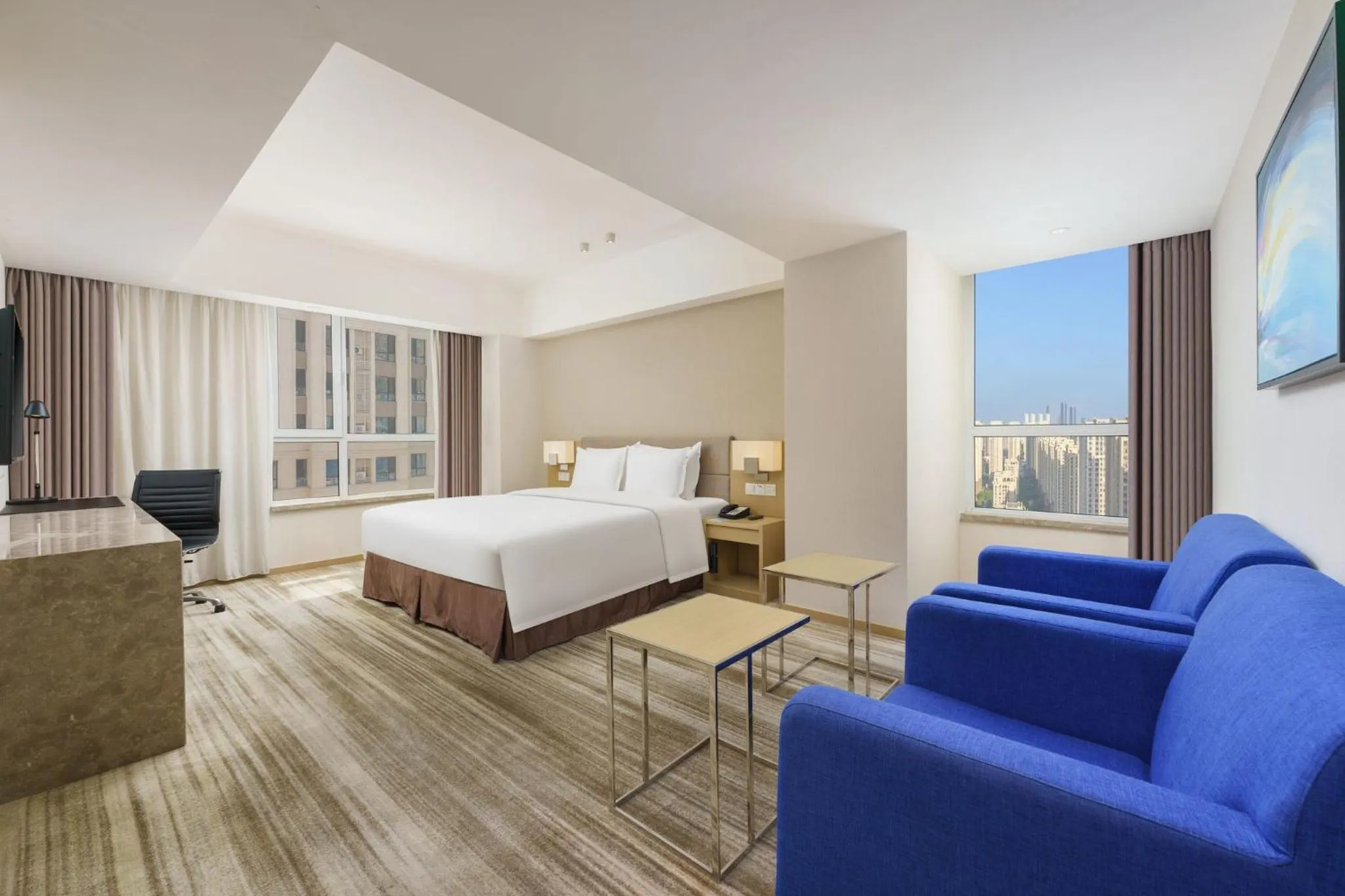 Photo of the whole room in Holiday Inn Express Shenyang Tawan, an IHG Hotel