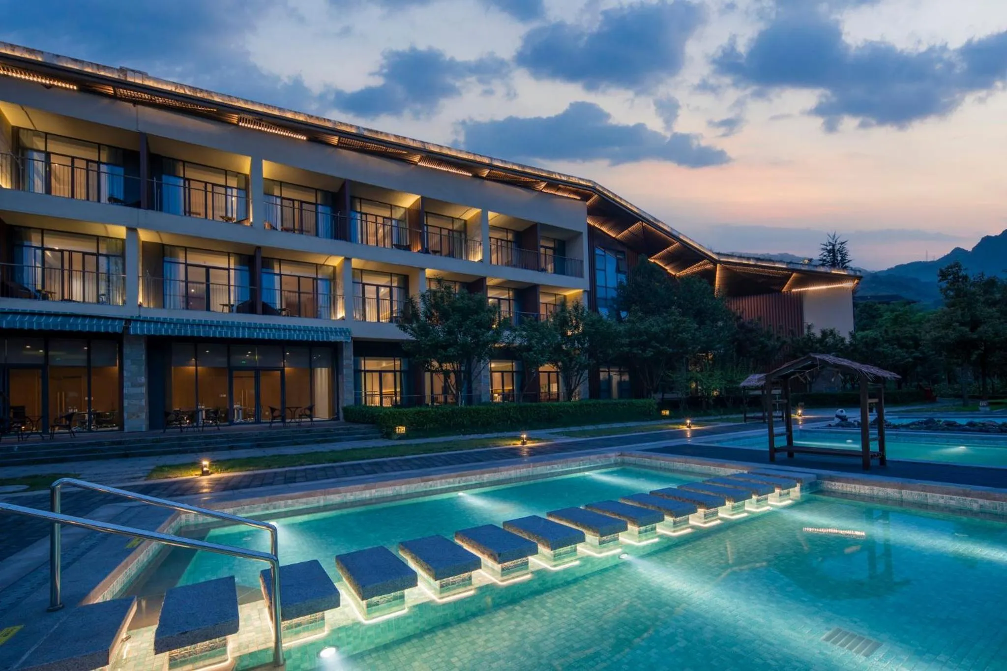 Fitness centre/facilities in Holiday Inn Express Emei Mountain, an IHG Hotel