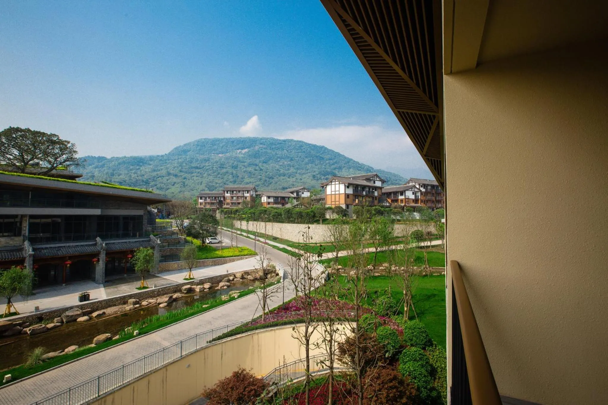 Property building in Holiday Inn Express Emei Mountain, an IHG Hotel