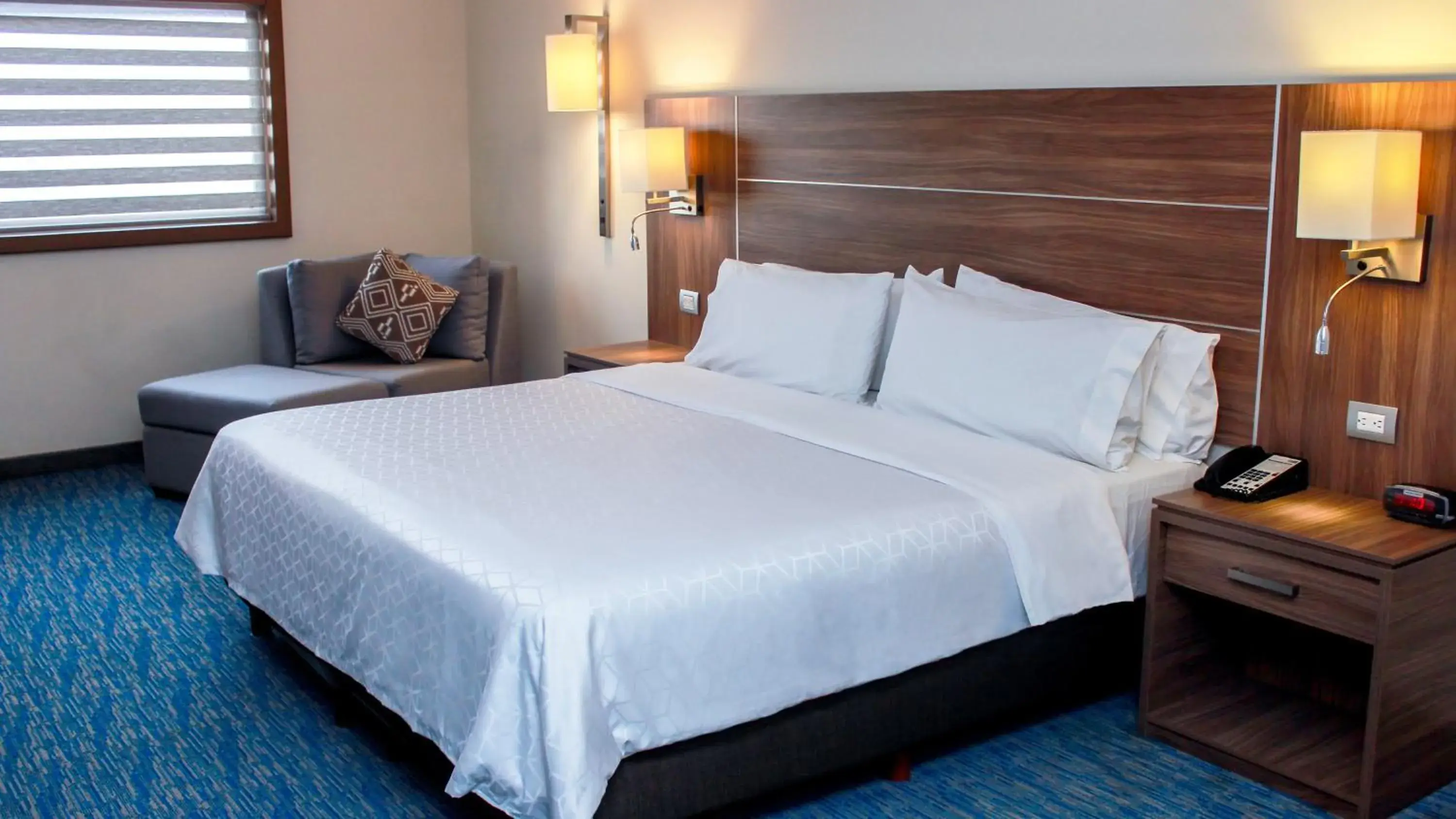 Bed in Holiday Inn Express & Suites - Ciudad Obregon by IHG Bed in Holiday Inn Express & Suites - Ciudad Obregon by IHG