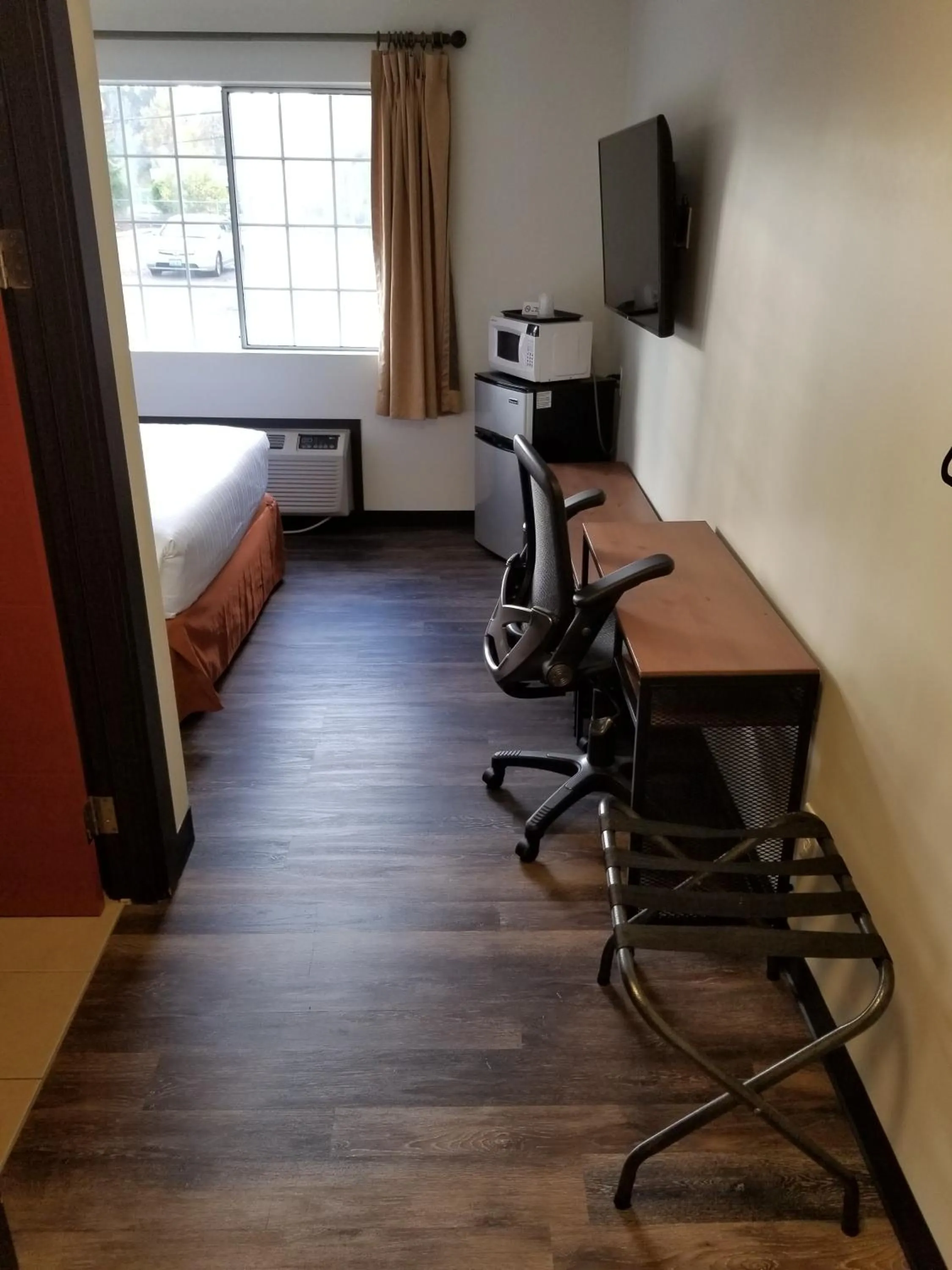 TV and multimedia in Best Lynnwood Inn