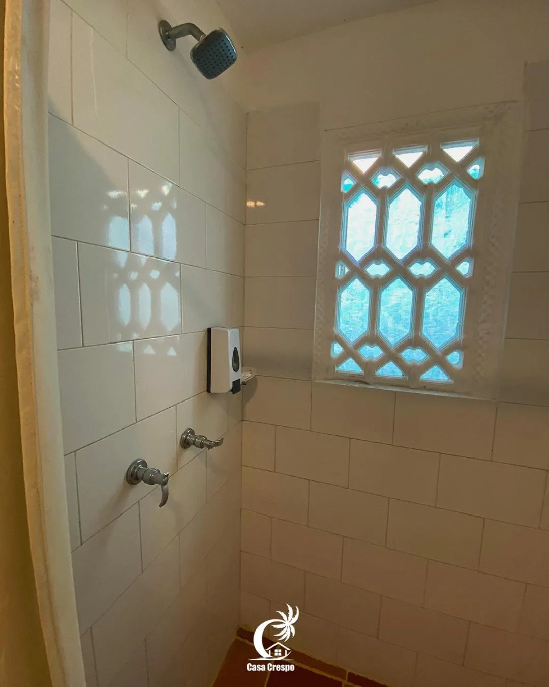 Shower in Casa Crespo