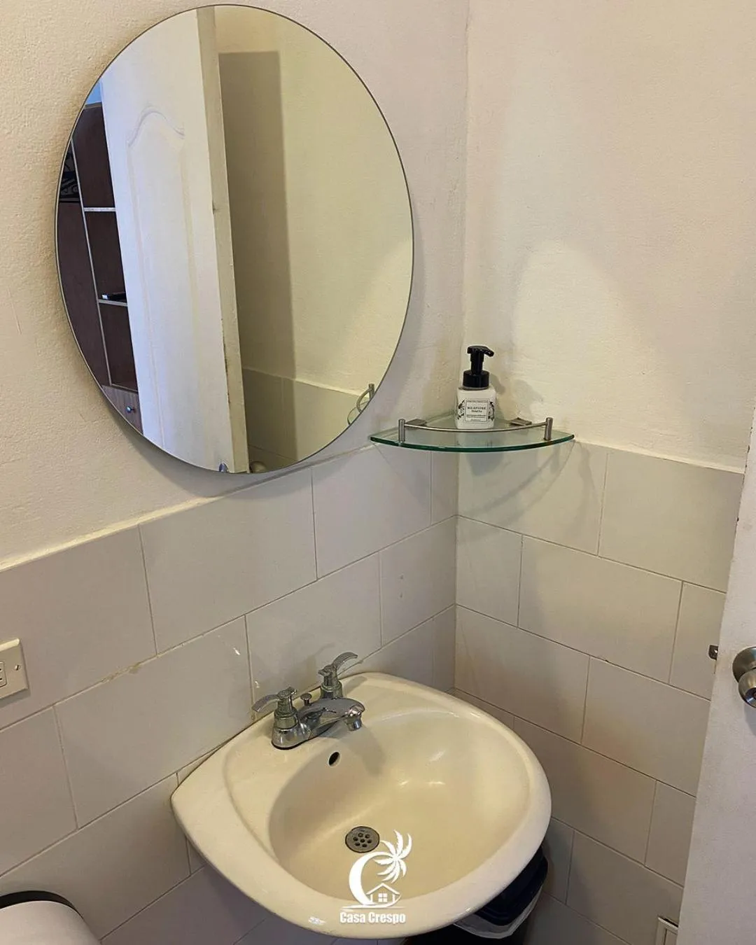 Toilet in Casa Crespo