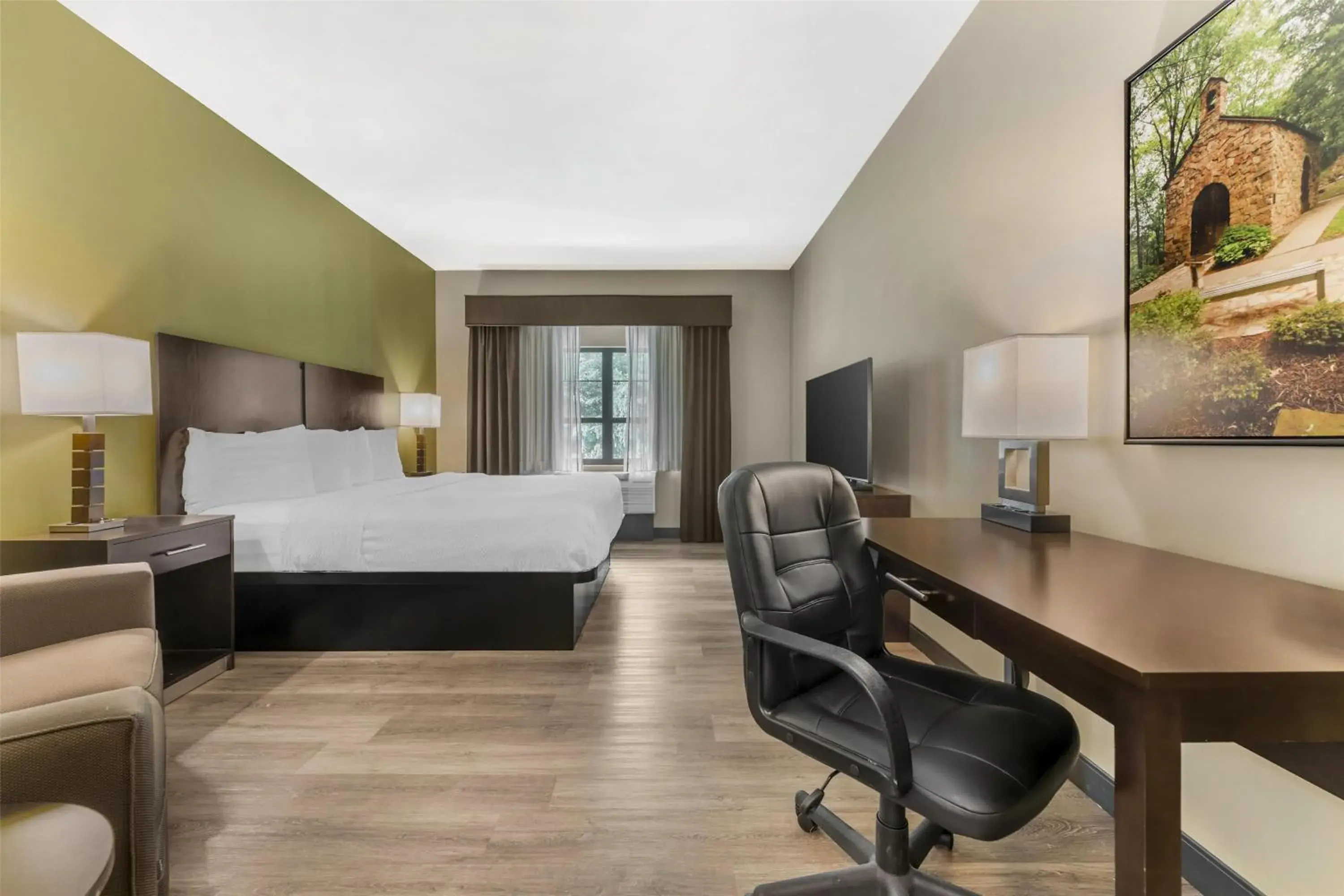 King Room with Sofa in Best Western Plus Franciscan Square Inn & Suites Steubenville King Room with Sofa in Best Western Plus Franciscan Square Inn & Suites Steubenville