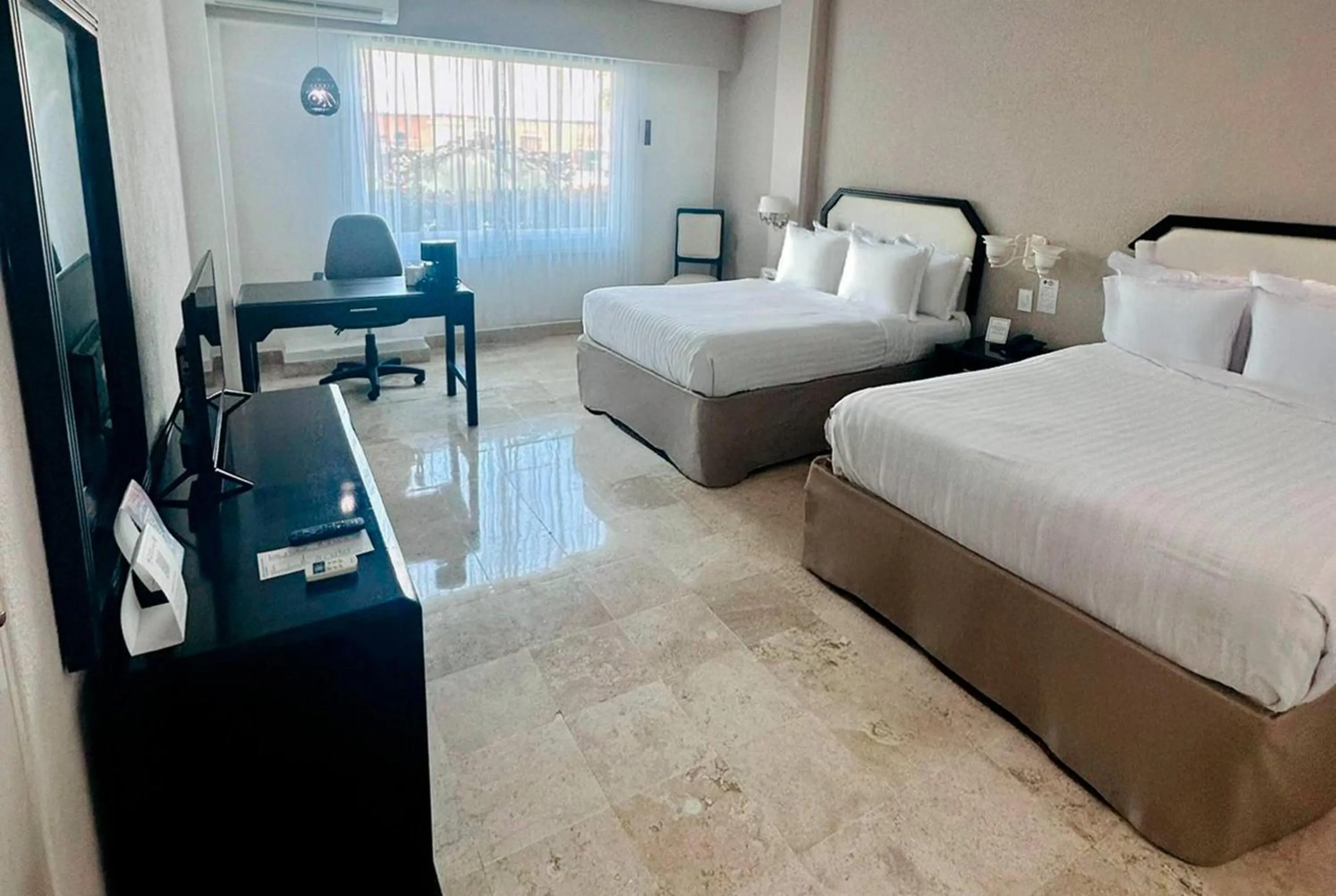 Photo of the whole room, Bed in Days Inn by Wyndham Minatitlan