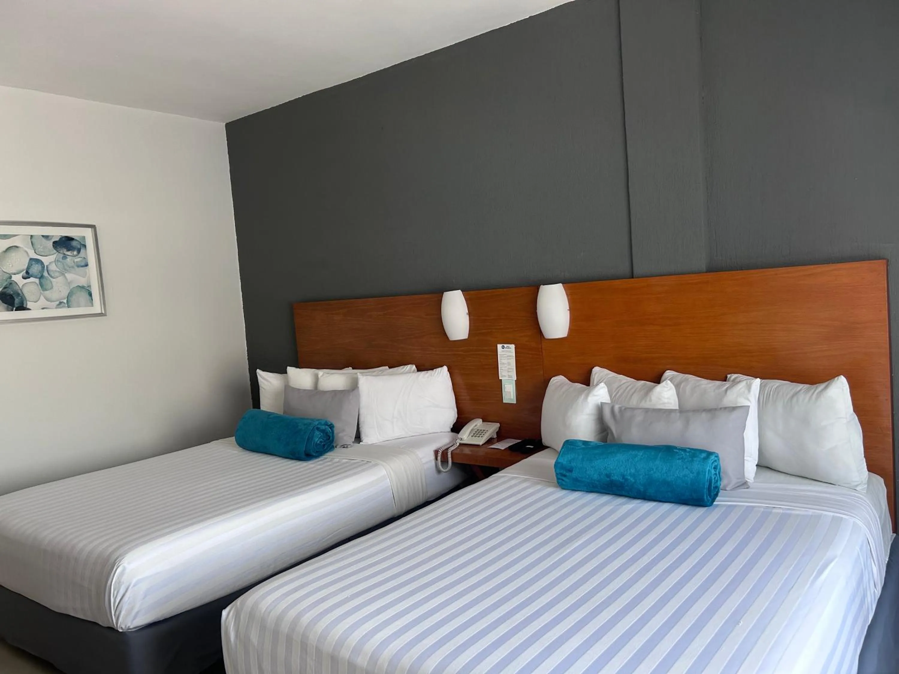 Photo of the whole room, Bed in Days Inn by Wyndham Minatitlan