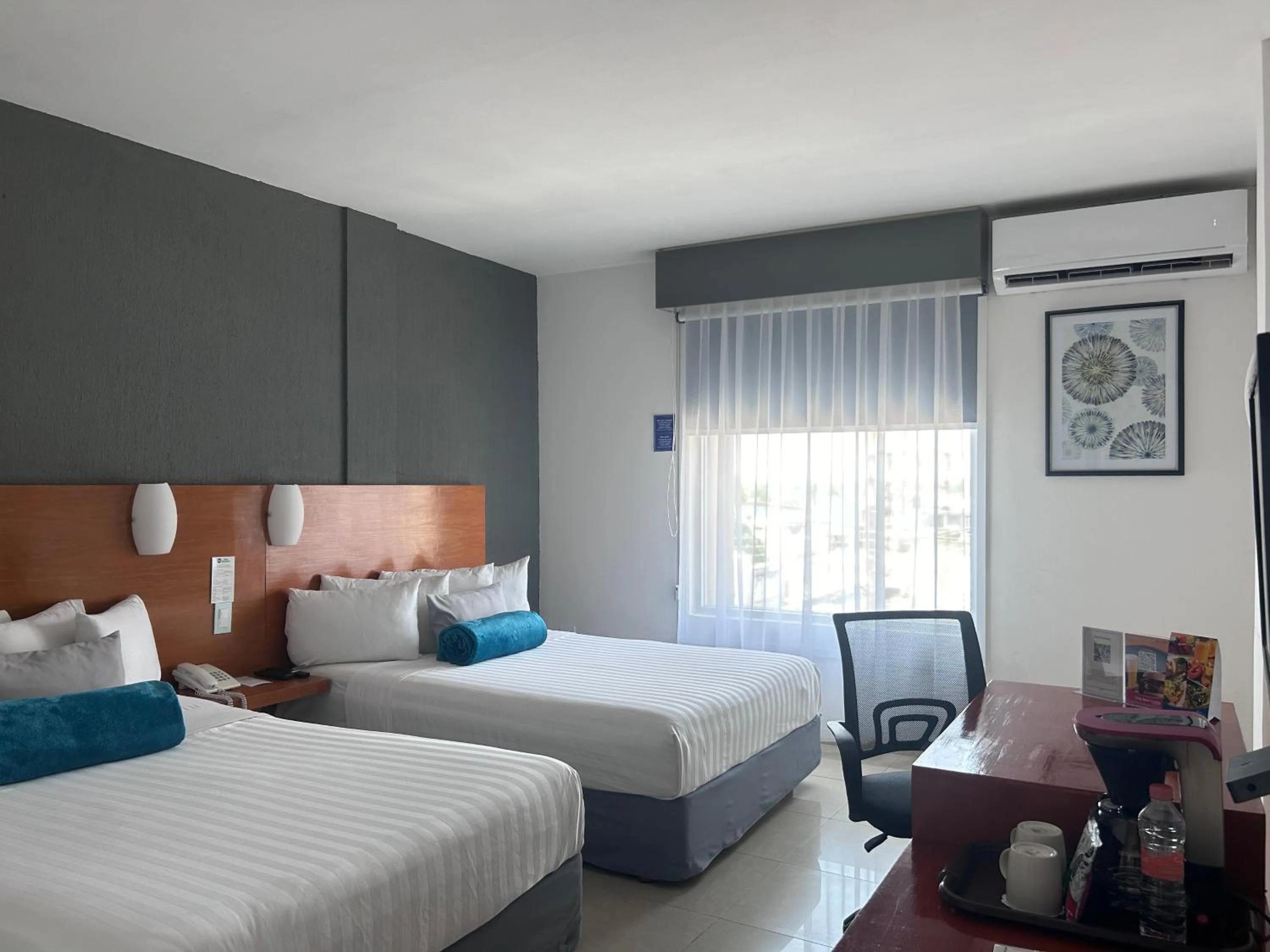 Photo of the whole room, Bed in Days Inn by Wyndham Minatitlan
